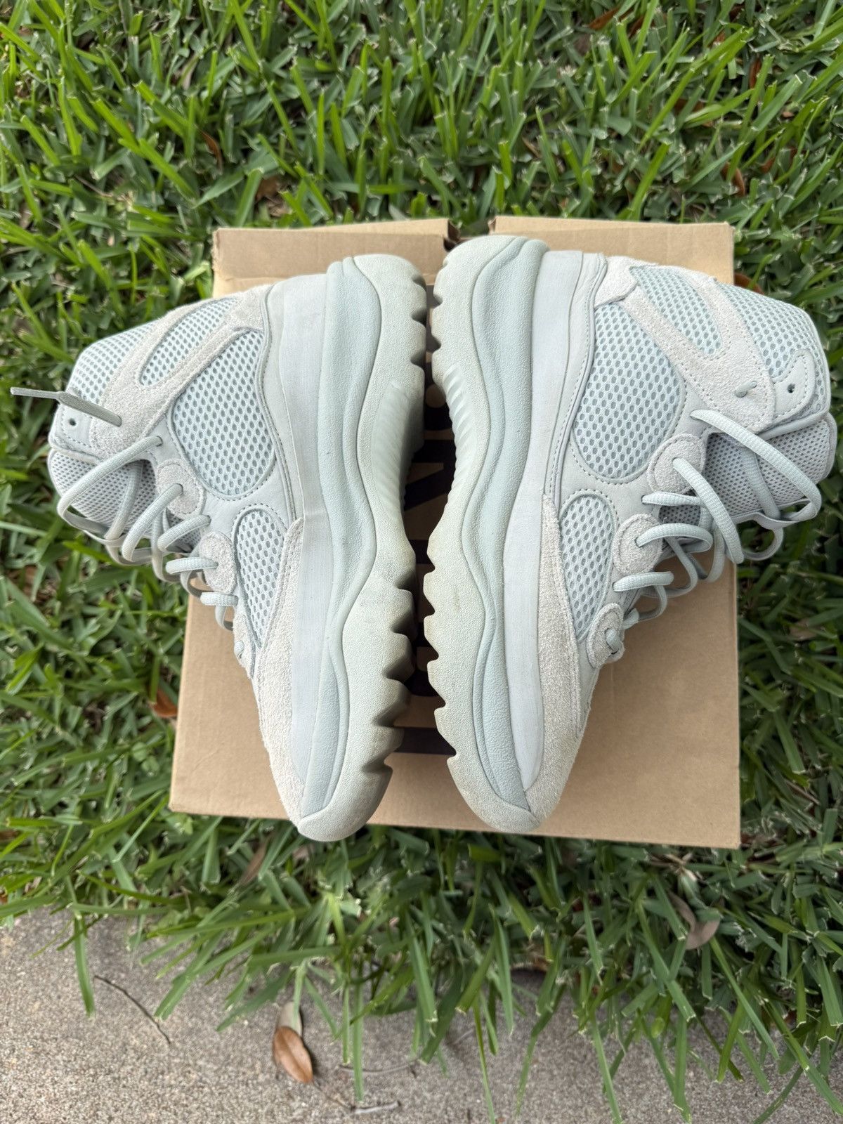 Yeezy Adidas yeezy desert boost Size US 9.5 / EU 42-43 - 2 Thumbnail