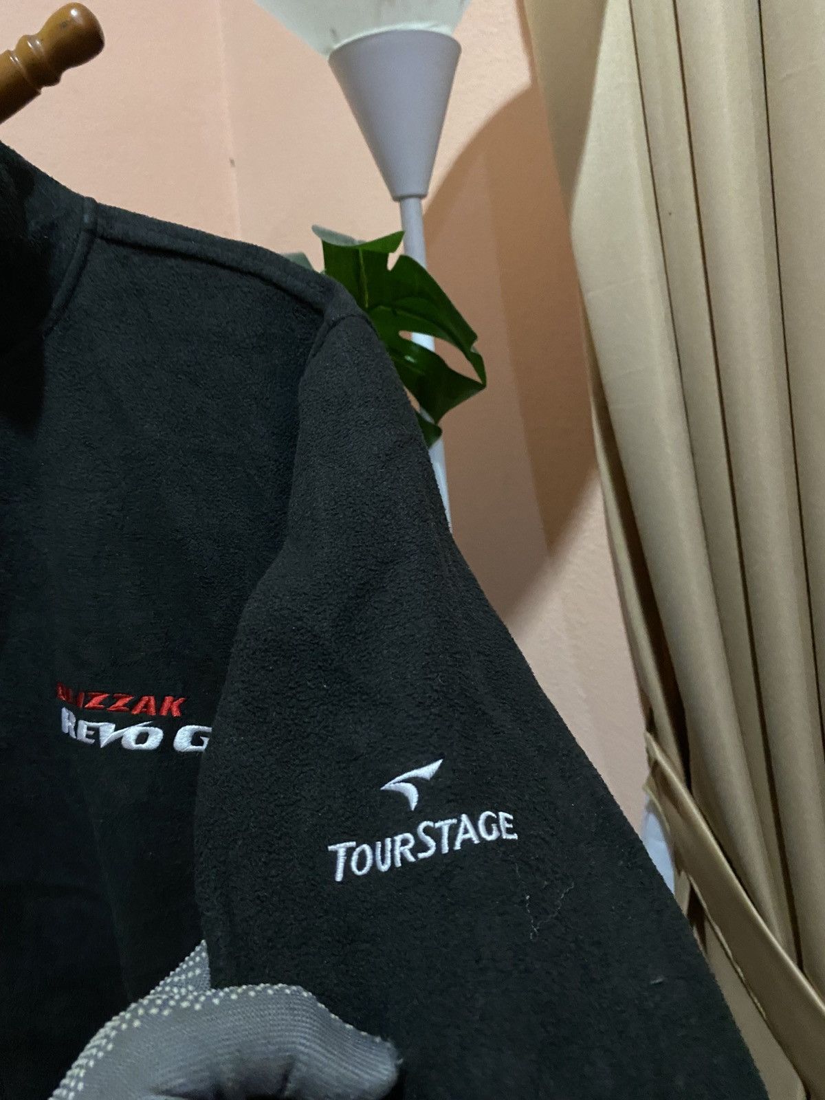 Vintage Vintage Bridgestone Blizzak Revo GZ Fleece Jacket Motorsport Size US L / EU 52-54 / 3 - 9 Thumbnail