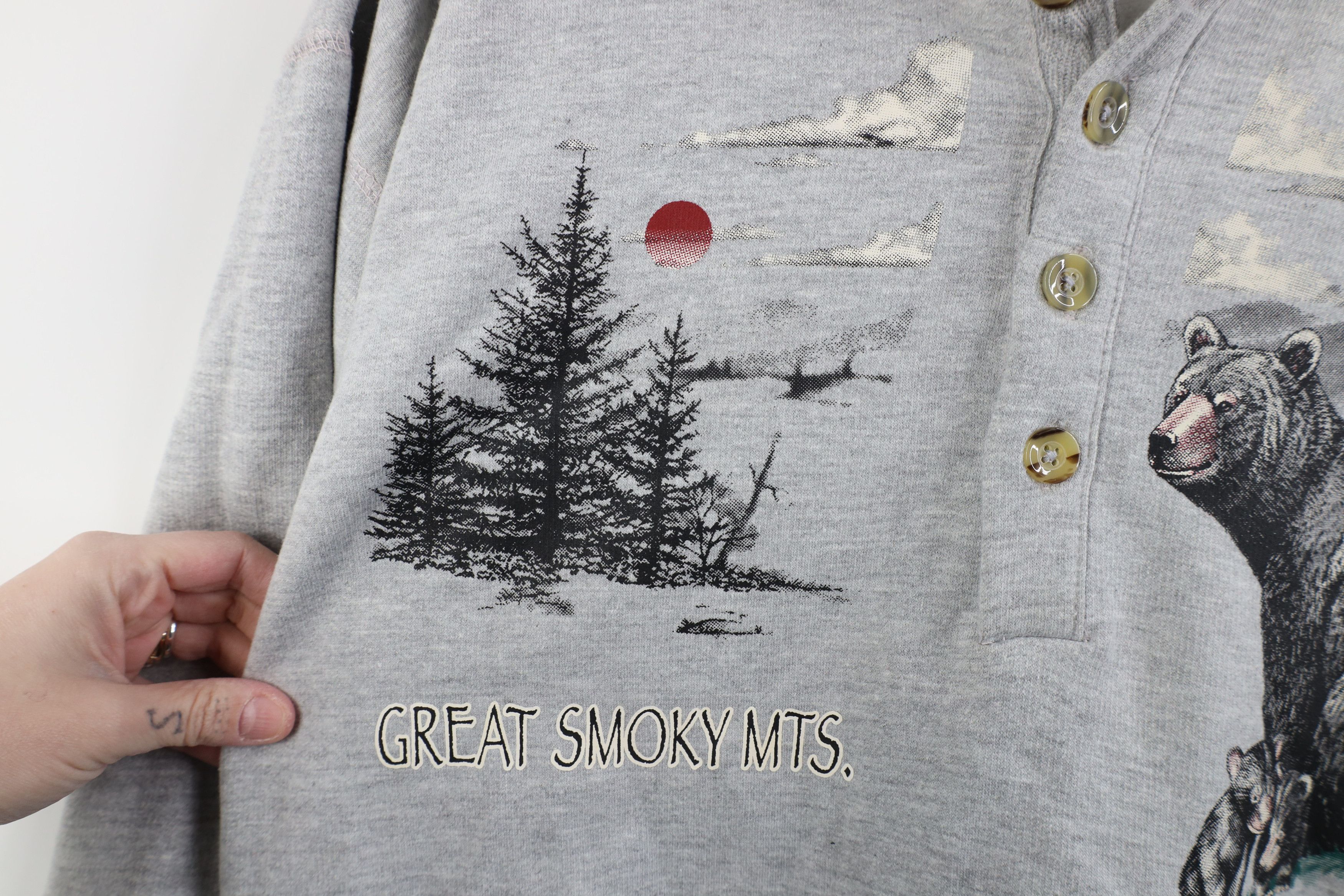 Vintage Vintage 90s Streetwear Mountains Bear Hoodie Sweatshirt Size US M / EU 48-50 / 2 - 4 Thumbnail