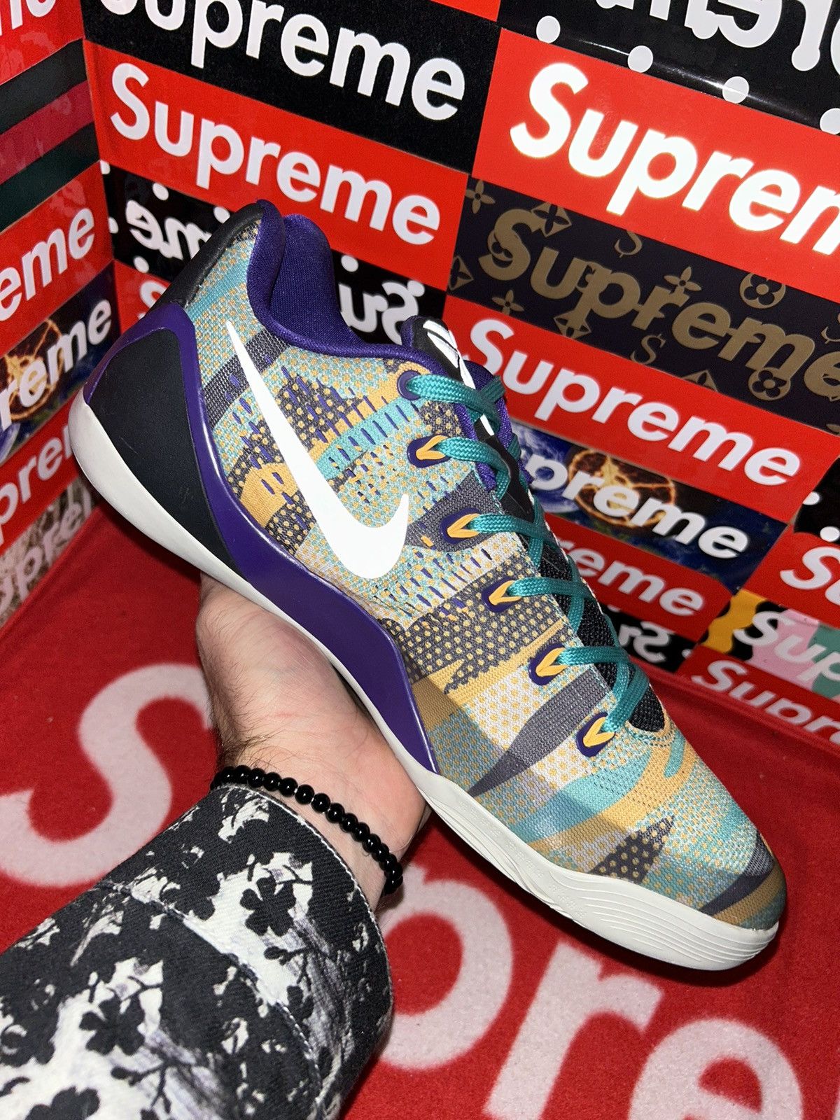 Nike Nike Kobe 9 EM Pop Art 646701-508 size 12 with box VNDS Size US 12 / EU 45 - 7 Thumbnail