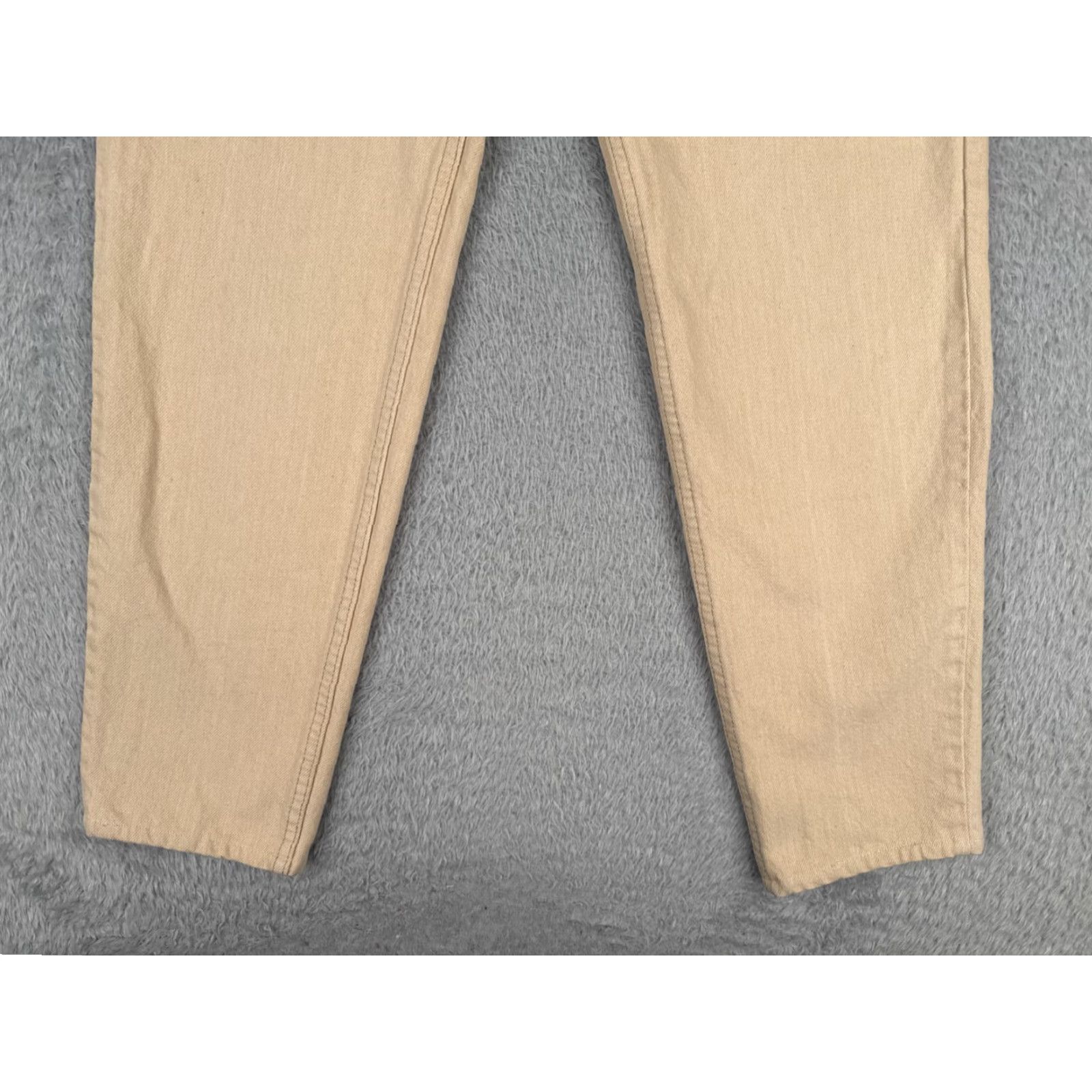 Levi's VINTAGE Levi's Jeans Womens 6 Beige Mom Jean High Rise Tapered 1993 90's Cotton, Levi's, Jeans, Womens, 6, Beige, High Rise, Tapered, 90s, Cotton Size 28" / US 6 / IT 42 - 2 Thumbnail