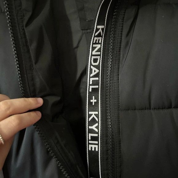 Kendall And Kylie Kendall + Kylie Black Simms Puffer Jacket Size S / US 4 / IT 40 - 2 Thumbnail