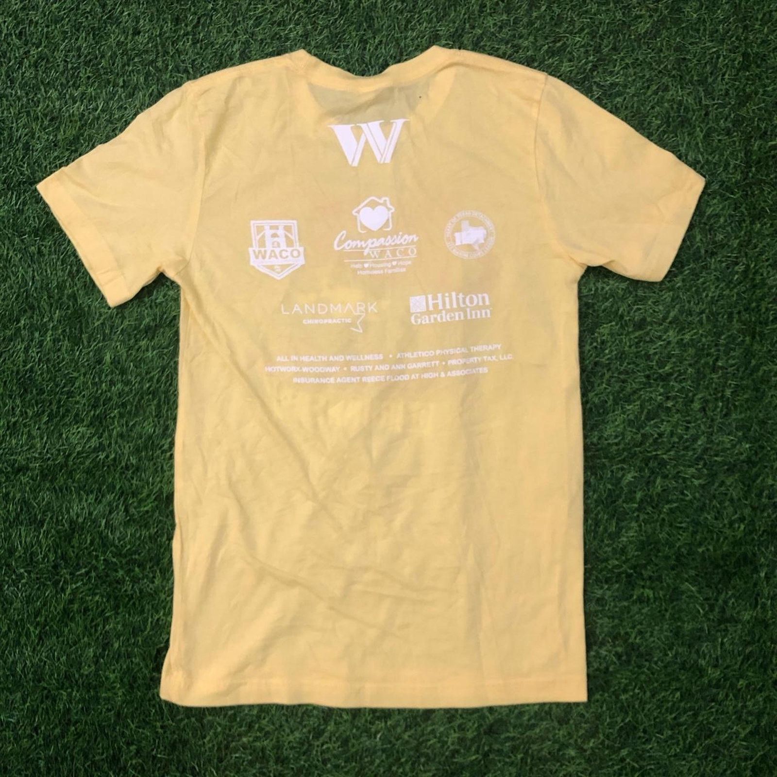 Other Retro Yellow Bush’s Chicken ‘Chicken Run’ Graphic Tee Size US S / EU 44-46 / 1 - 2 Thumbnail