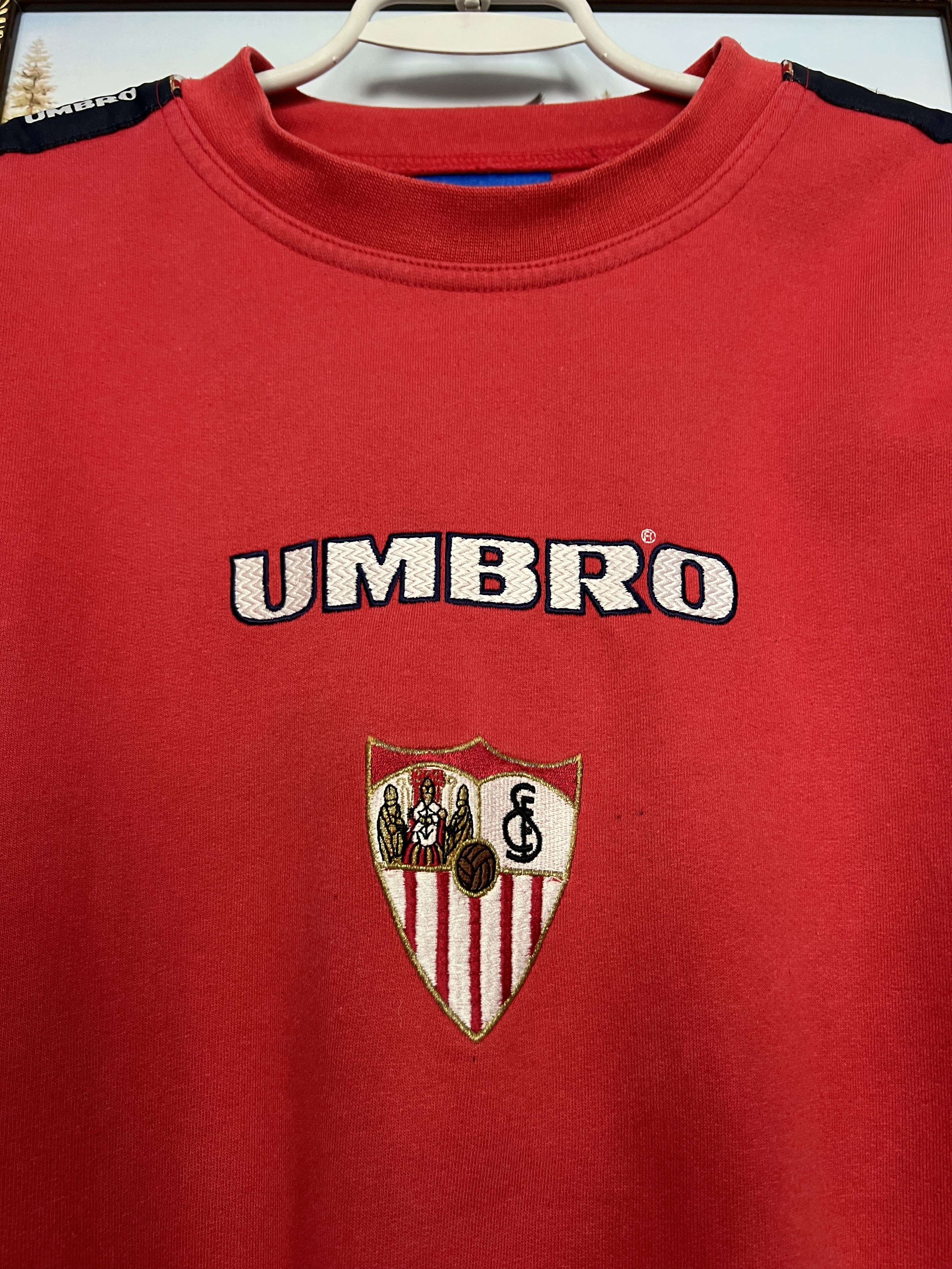 Umbro Vintage Sevilla Football Sweatshirt Red Soccer Crewneck Size US L / EU 52-54 / 3 - 3 Thumbnail