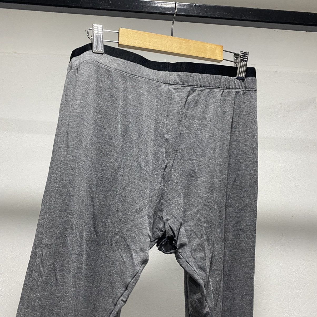 Alexander Wang × Designer × Japanese Brand Sick☠️ Alexander Wang Uniqlo Running Tight Pants Size US 34 / EU 50 - 5 Thumbnail