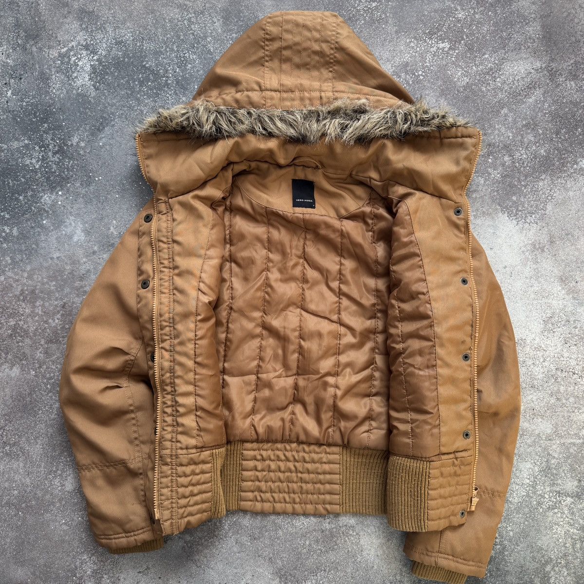 Japanese Brand Alaska Style Y2K Avant Garde Faux Fur Hooded Bomber Jacket Size S / US 4 / IT 40 - 8 Thumbnail