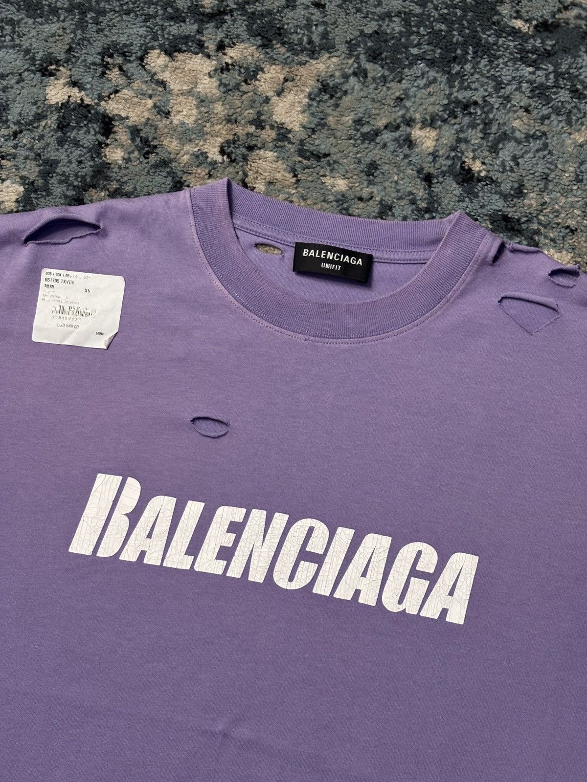 Balenciaga Balenciaga Oversized Distressed T Shirt Size XS Fits XL-XXL Size US XL / EU 56 / 4 - 2 Thumbnail