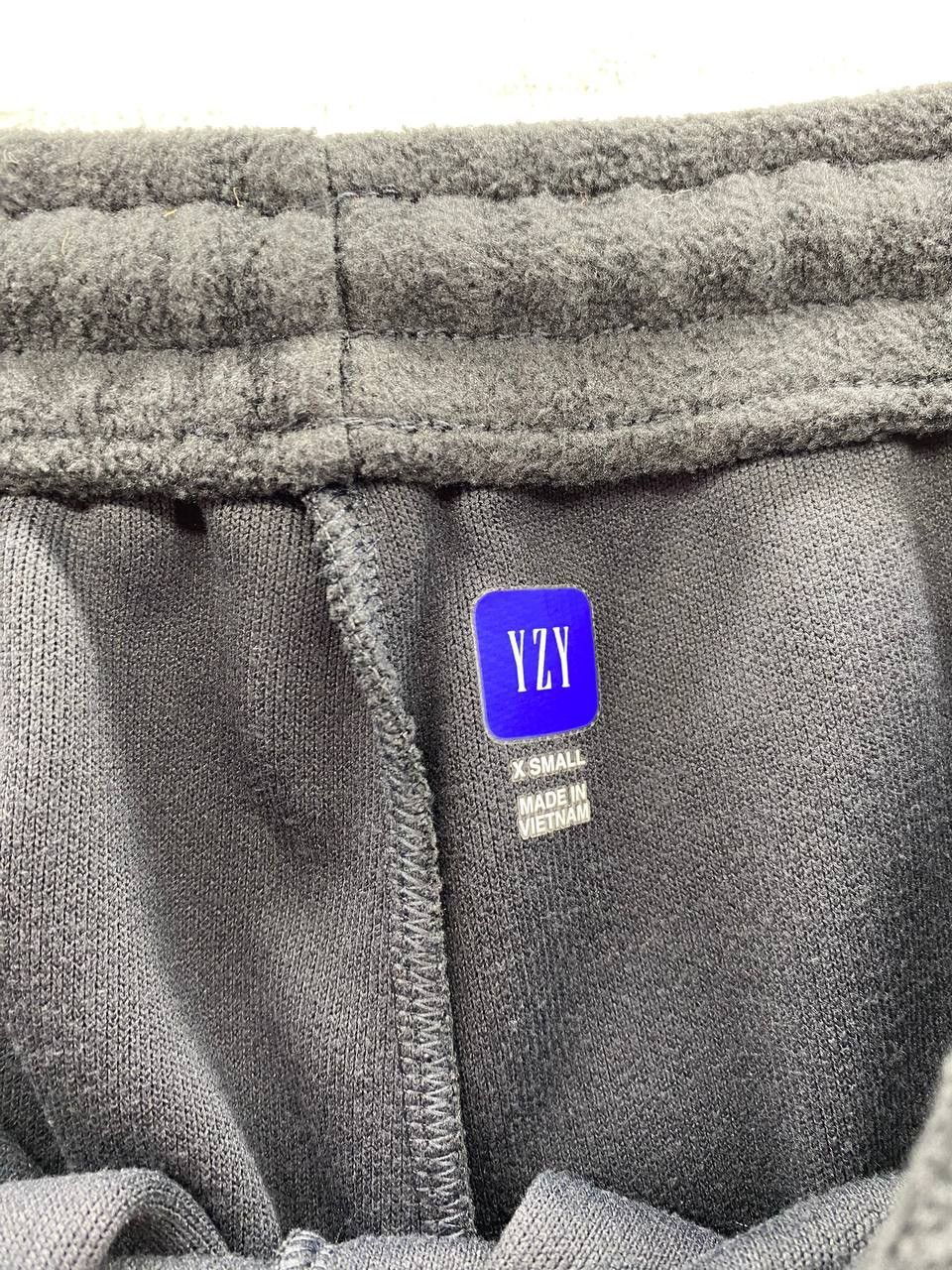 Gap × Kanye West × Yeezy Yeezy Gap Polar Fleece Jogging Pant Black XS Size US 28 / EU 44 - 4 Thumbnail