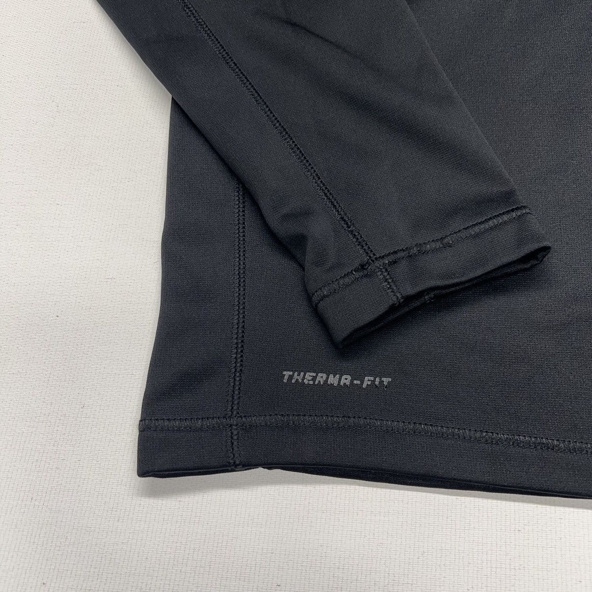 Nike Nike Therma Fit Quarter Zip Black Pullover 1/4 Fleece Red Size US S / EU 44-46 / 1 - 2 Thumbnail
