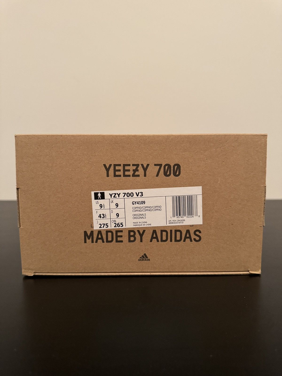 Adidas × Yeezy ADIDAS YEEZY 700 V3 COPPER FADE Size US 9.5 / EU 42-43 - 8 Thumbnail
