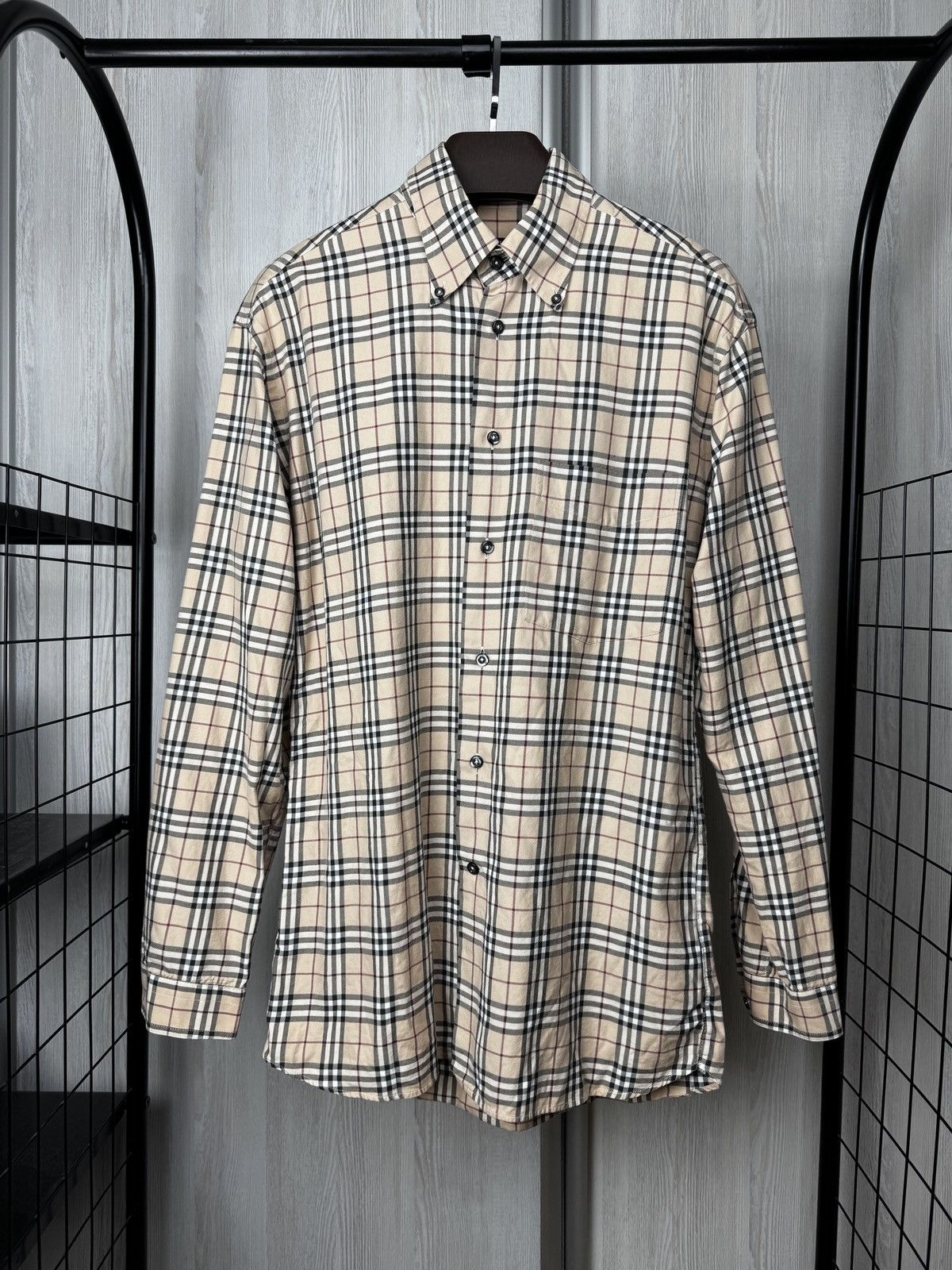 Burberry Burberry London beige nova check long sleeve shirt size 42 Size US L / EU 52-54 / 3 - 1 Thumbnail