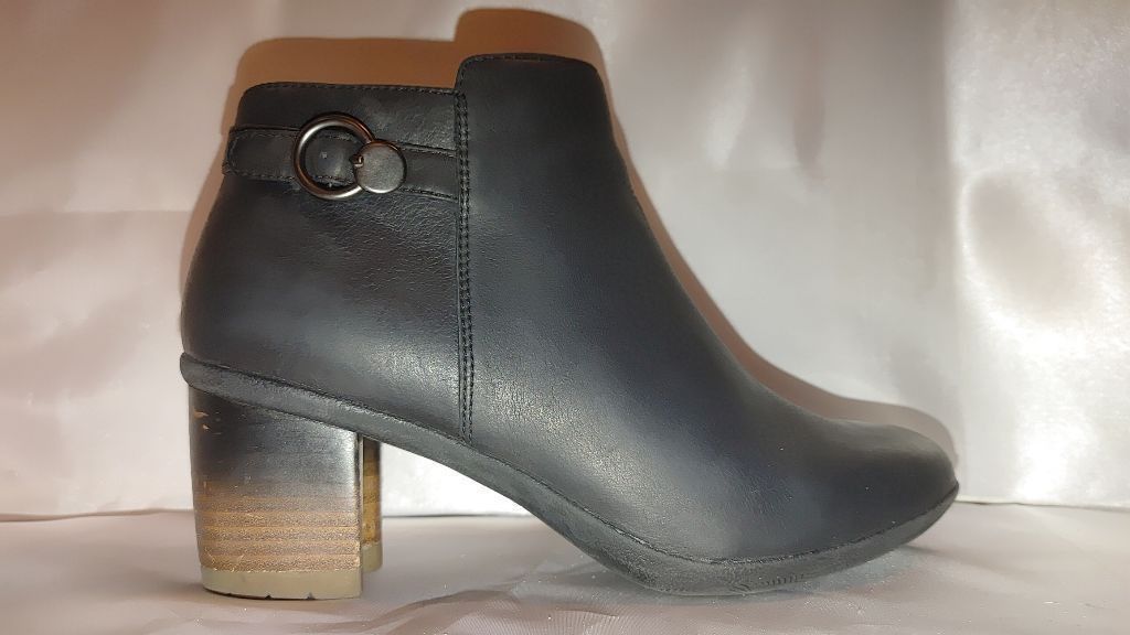 Dansko Dansko Perry Waterproof Burnished Booties Size 39 Size US 9 / IT 39 - 2 Thumbnail