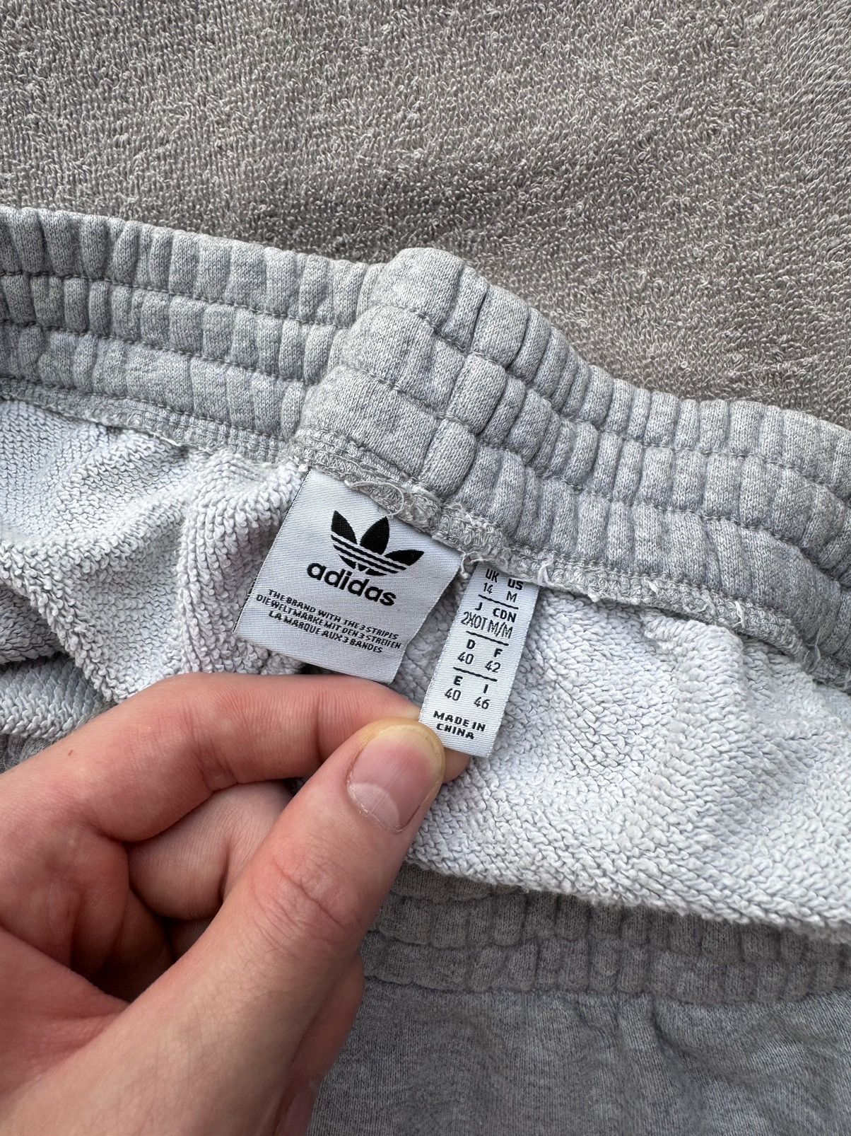 Adidas Adidas Sweat shorts cropped shorts twerk dance swag size M Size 25" / US 0 / IT 36 - 7 Thumbnail