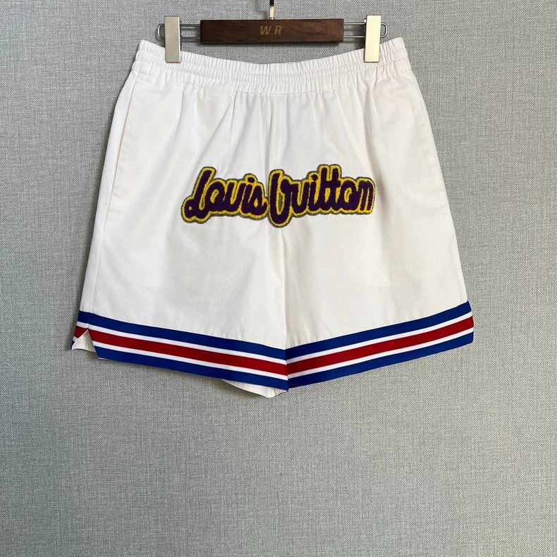 Louis Vuitton Louis Vuitton NBA Collaboration White Shorts- DMC Size US 26 / EU 42 - 1 Thumbnail