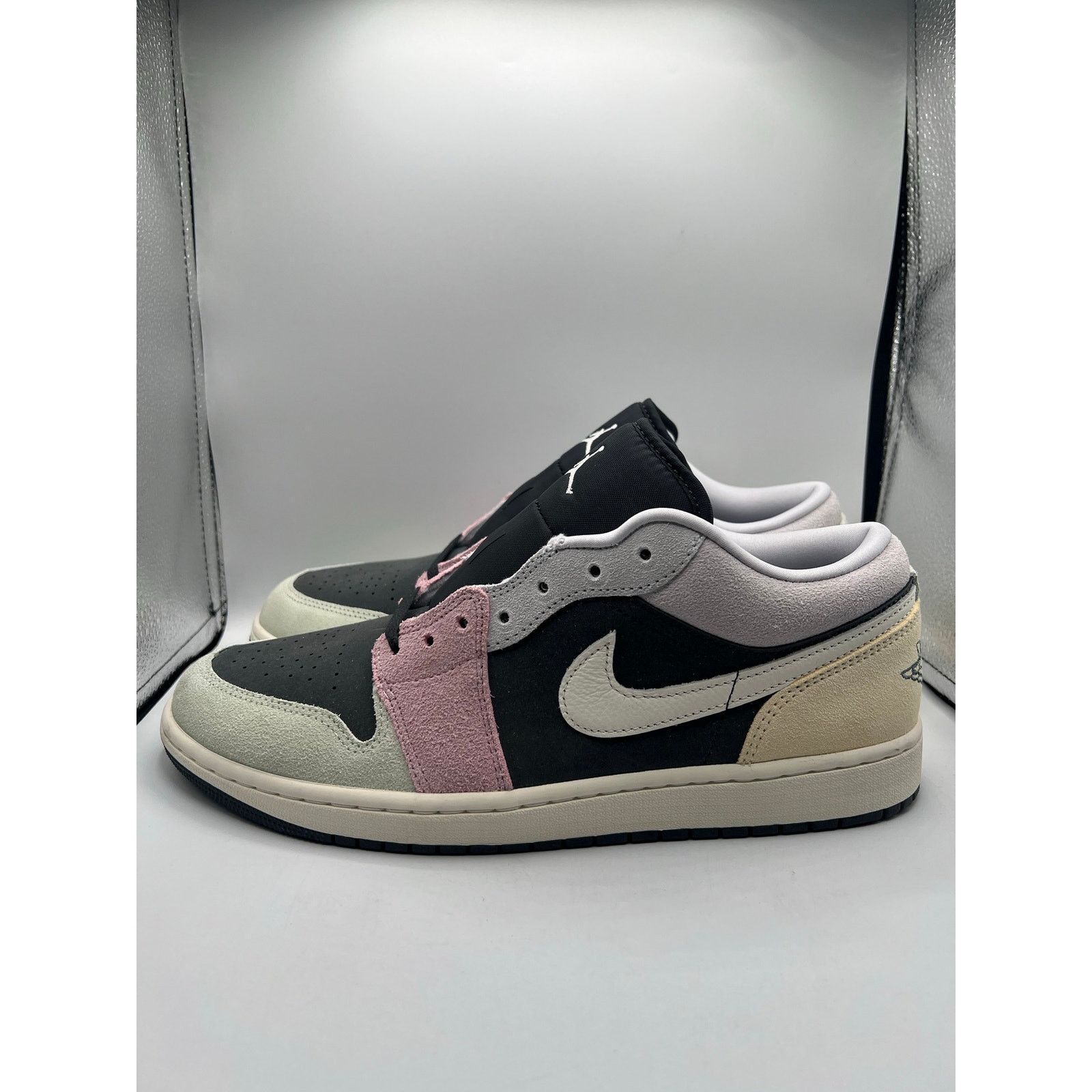Jordan Brand Air Jordan 1 Low SE “Black Pastels” size 11.5 men’s Size US 11.5 / EU 44-45 - 1 Thumbnail