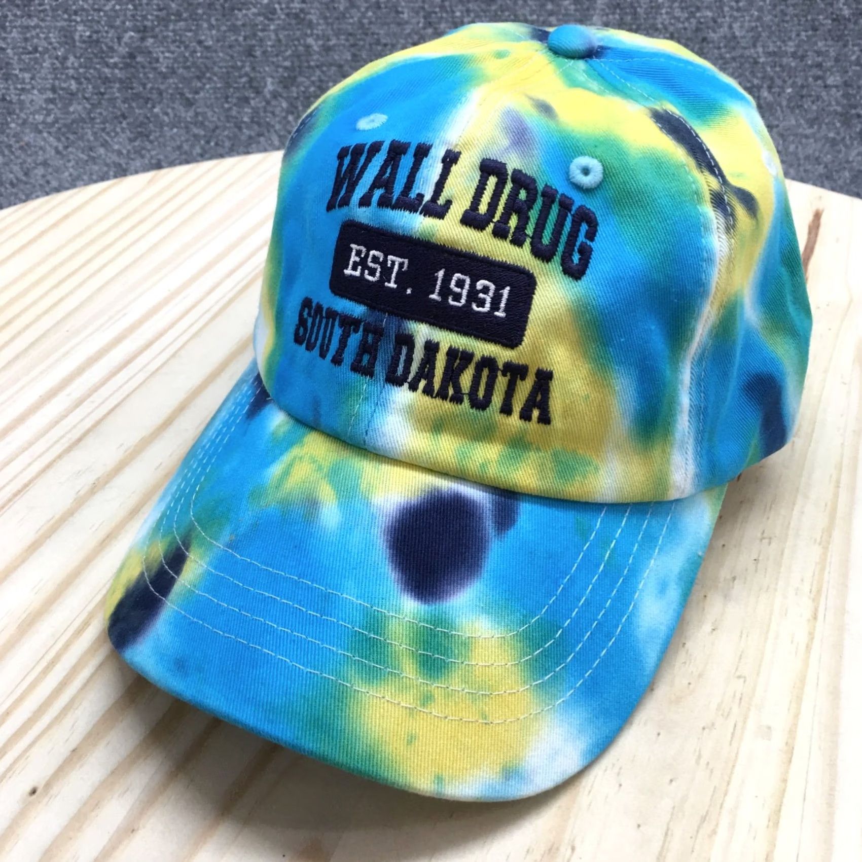 Walls Newhattan Wall Drug South Dakota Baseball Cap Unisex Blue Yellow OS Embroidered Size ONE SIZE - 2 Thumbnail