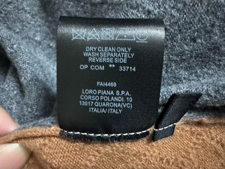 Loro Piana LORO PIANA Classic diamond pattern cashmere knit high coll Size US M / EU 48-50 / 2 - 5 Thumbnail