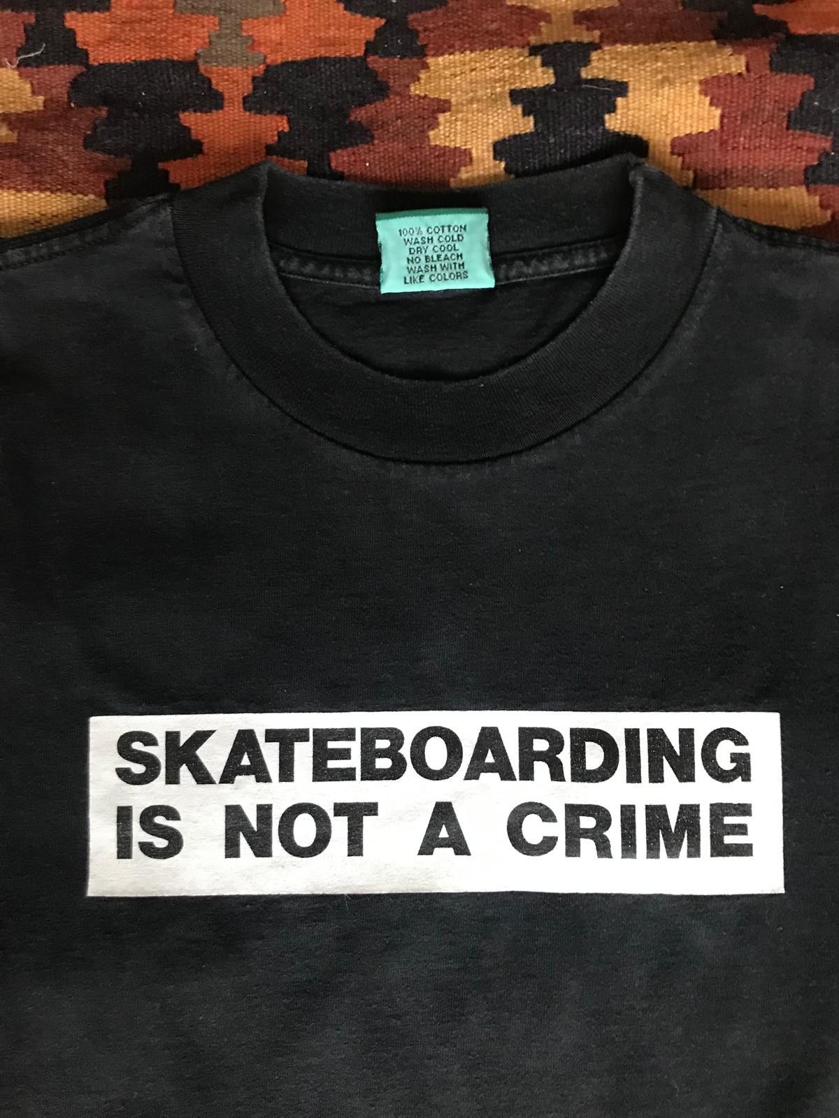 Santa Cruz Skateboards Orig. "Skateboarding is not a Crime" Santa Cruz Skate T Size US M / EU 48-50 / 2 - 2 Thumbnail