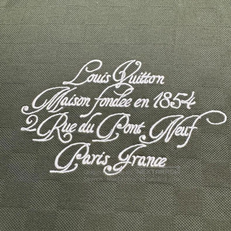 Other Louis Vuitton SS25 Snake Limited Embroidered T-shirt. Size US XL / EU 56 / 4 - 3 Thumbnail