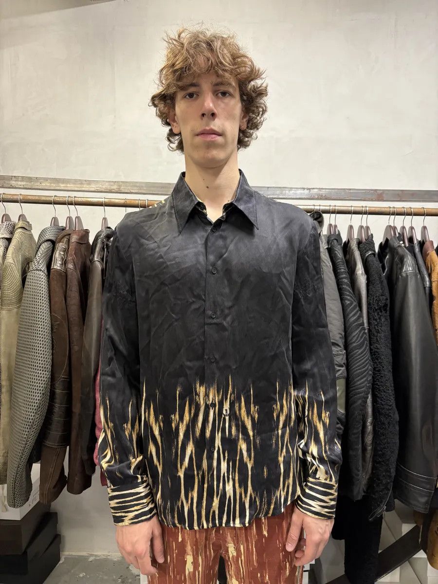 Just Cavalli 2000s Cavalli Black Silk Guava Fire Shirt Size US L / EU 52-54 / 3 - 3 Thumbnail