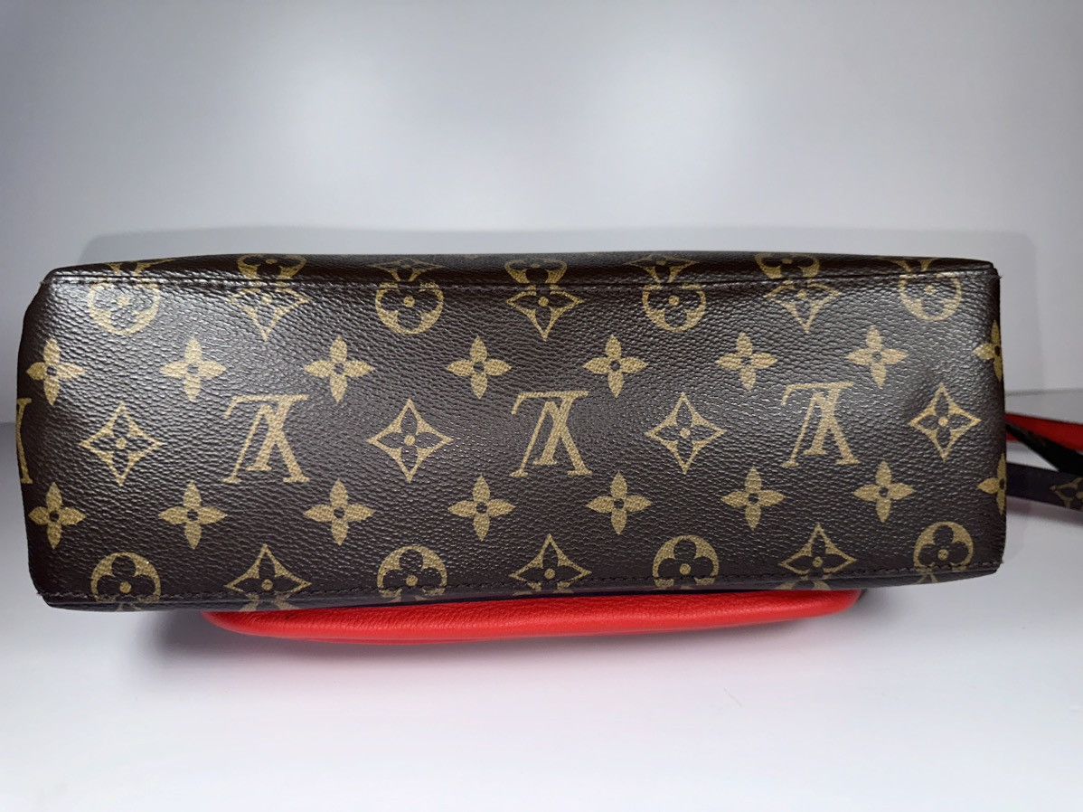 Louis Vuitton Authentic Louis Vuitton Marignan Handbag in Monogram Canvas Size ONE SIZE - 8 Thumbnail