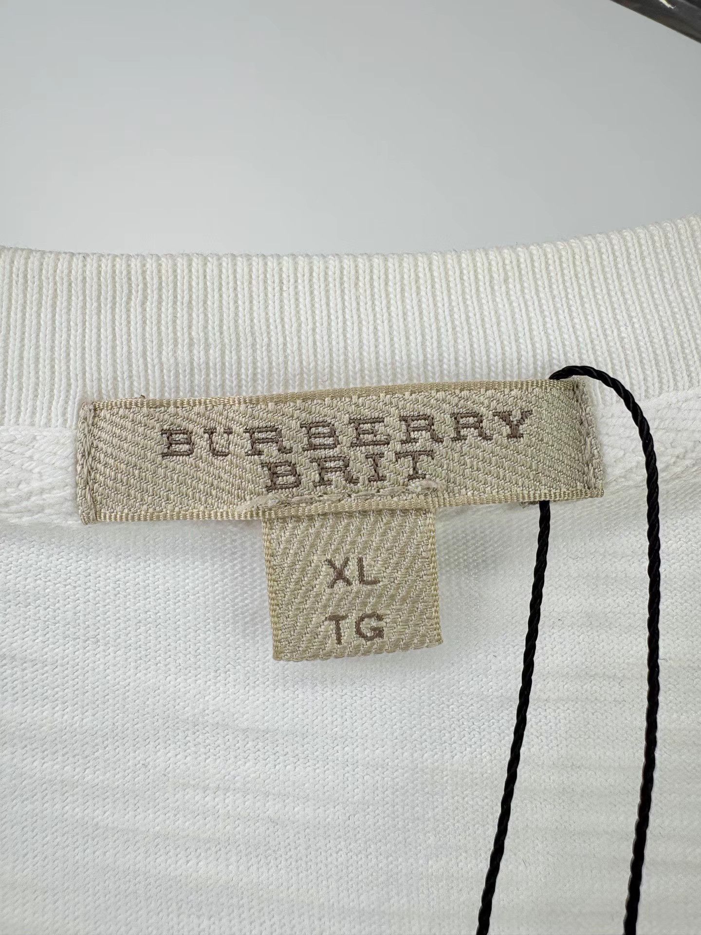 Burberry BURBERRY Chest Pocket Horse Short Sleeve Size US XL / EU 56 / 4 - 4 Thumbnail