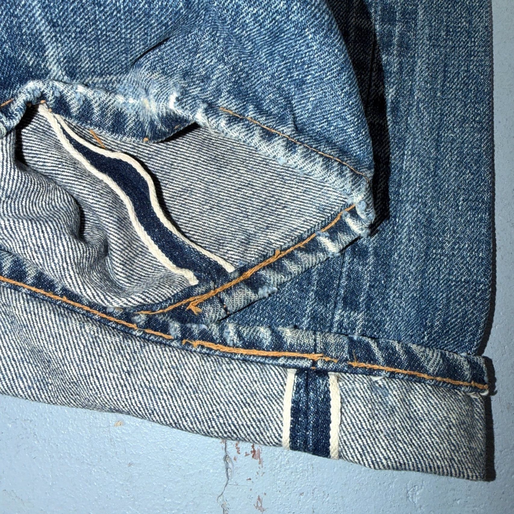 Levi's VINTAGE Levi's 501 Jeans 70s 80s USA Light Wash Classic Straight 31x33 5-Pocket Denim Button USA Mens Blue Light Distressed Regular Coat? Size US 31 - 3 Thumbnail