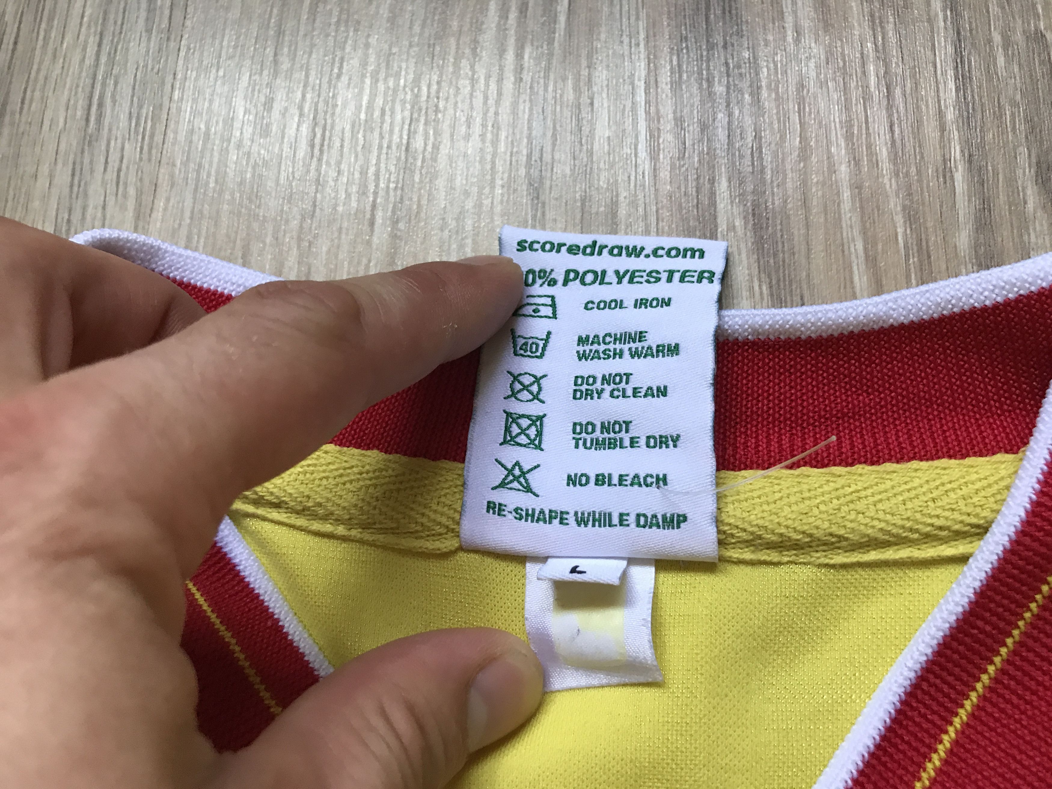 Vintage Score Draw Liverpool Retro Jersey Size US L / EU 52-54 / 3 - 6 Thumbnail