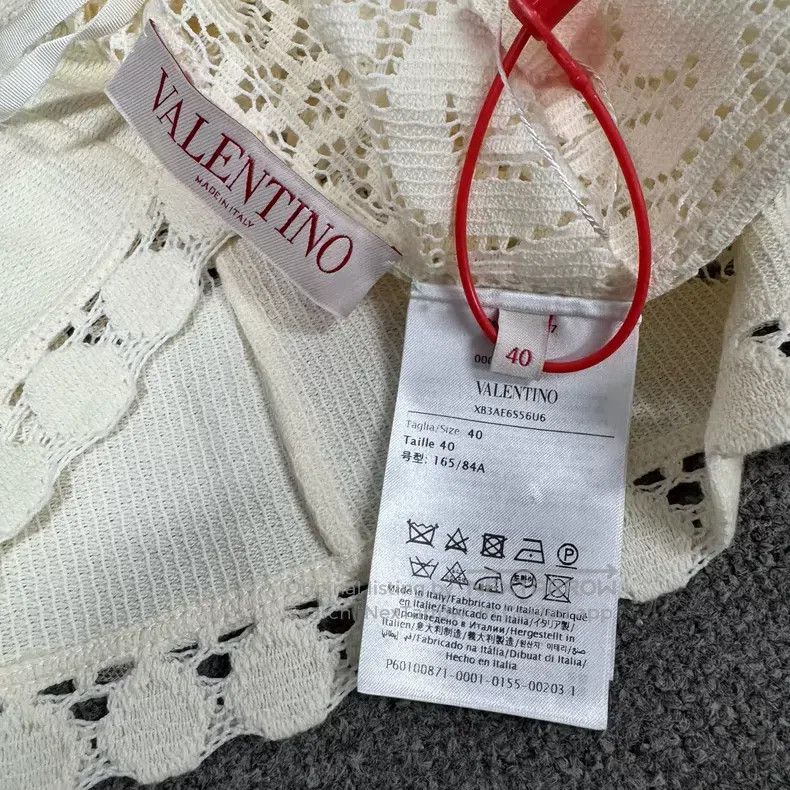 Valentino Valentino Off-white cut-out lace short-sleeved top Size L / US 10 / IT 46 - 4 Thumbnail