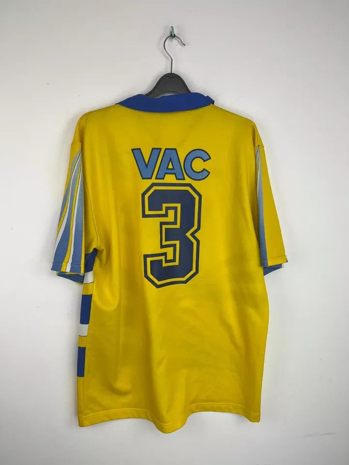 Vintage FC LA CHAUX-DE-FONDS FOOTBALL Kit SHIRT SOCCER JERSEY #3 Size US XL / EU 56 / 4 - 9 Thumbnail