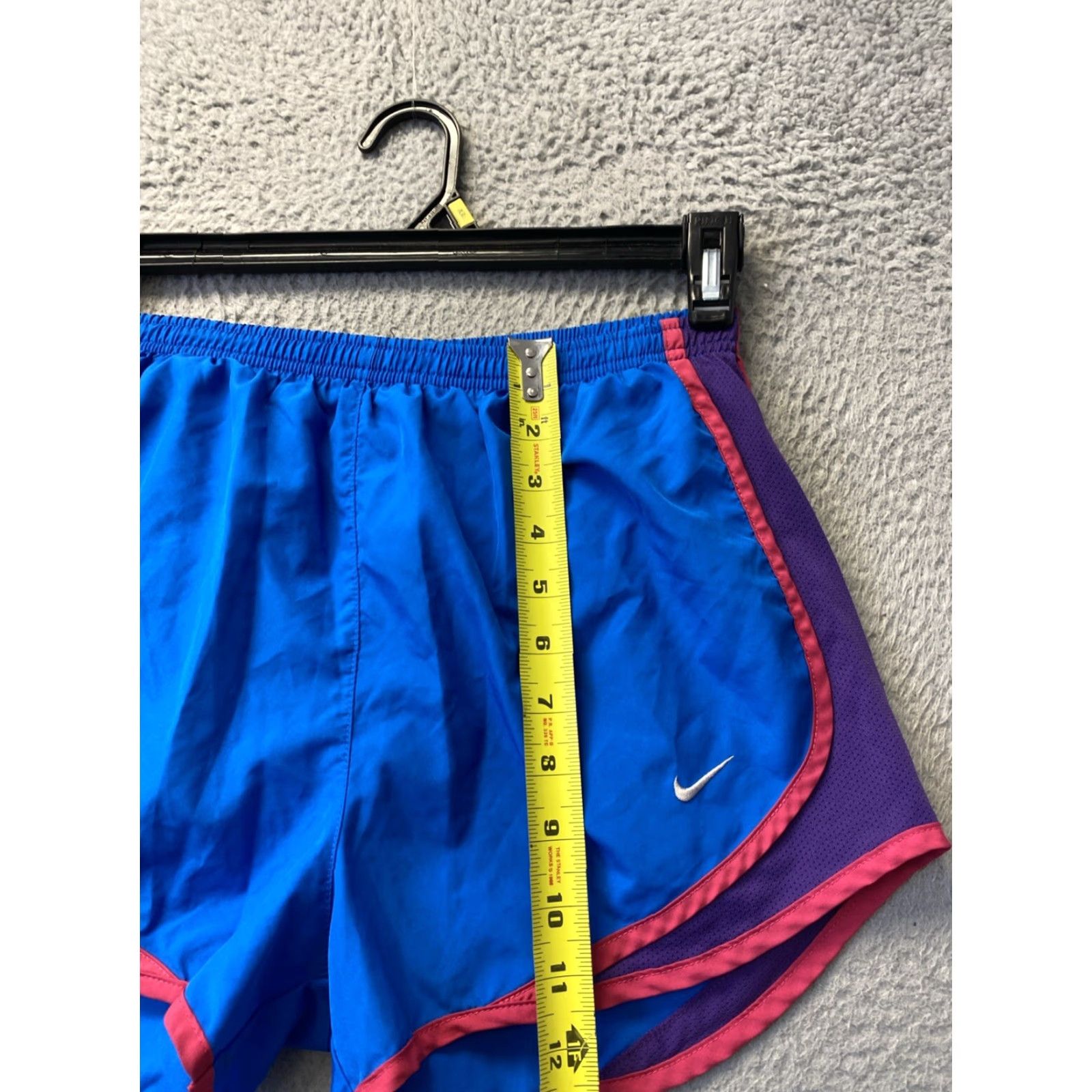 Nike Nike Women's Athletic Shorts Dri Fit Running Blue Pink Size S Activewear Size 28" / US 6 / IT 42 - 5 Thumbnail