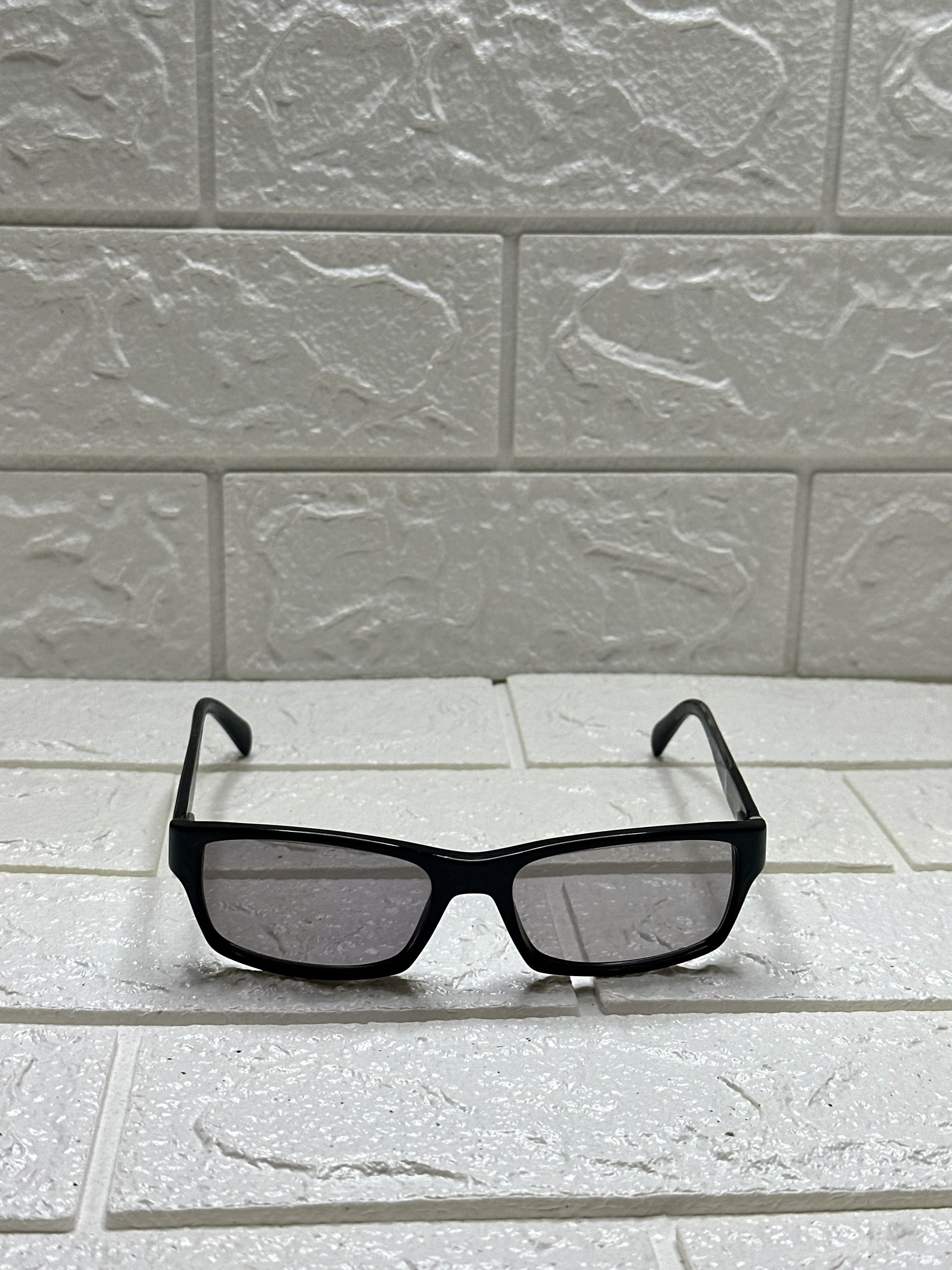 Prada Prada Classic Vintage Sunglasses Size ONE SIZE - 7 Thumbnail