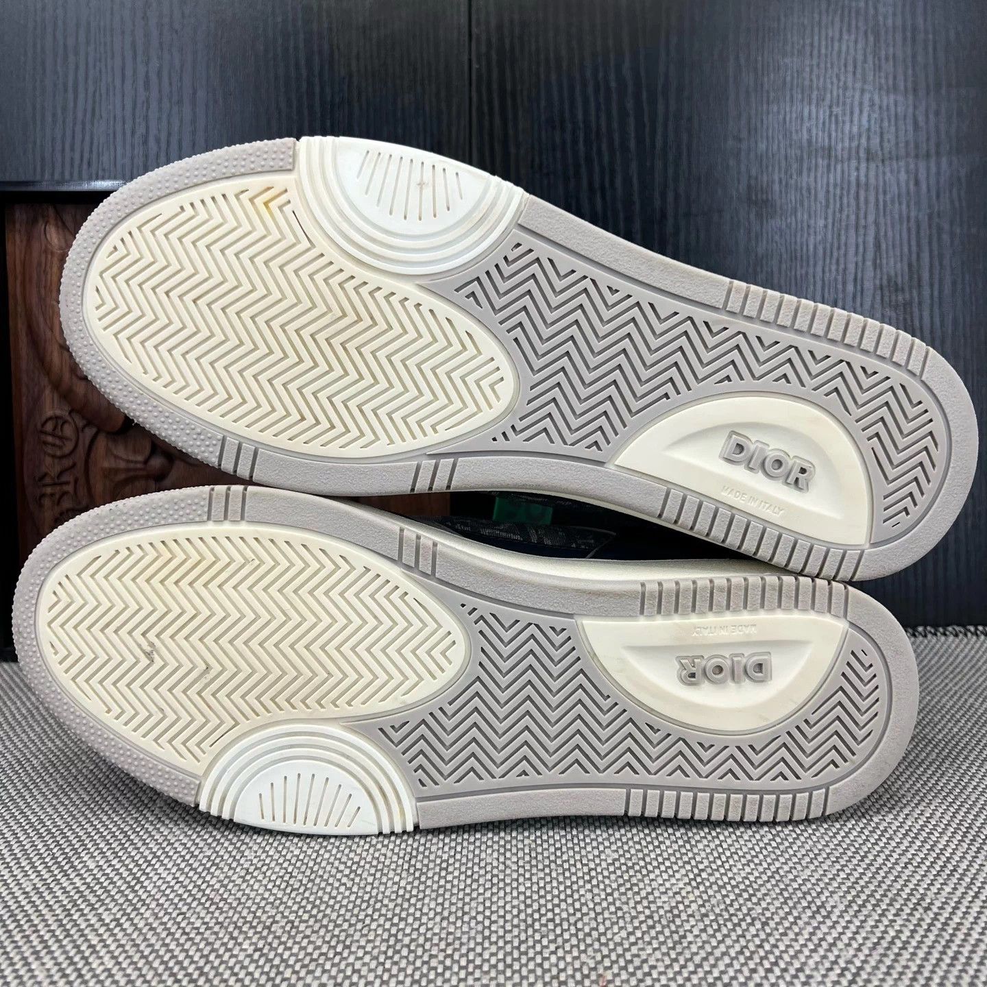 Dior Dior B27 Dark Grey 40.5 99 New Original Box & Acc Size US 7.5 / EU 40-41 - 6 Thumbnail