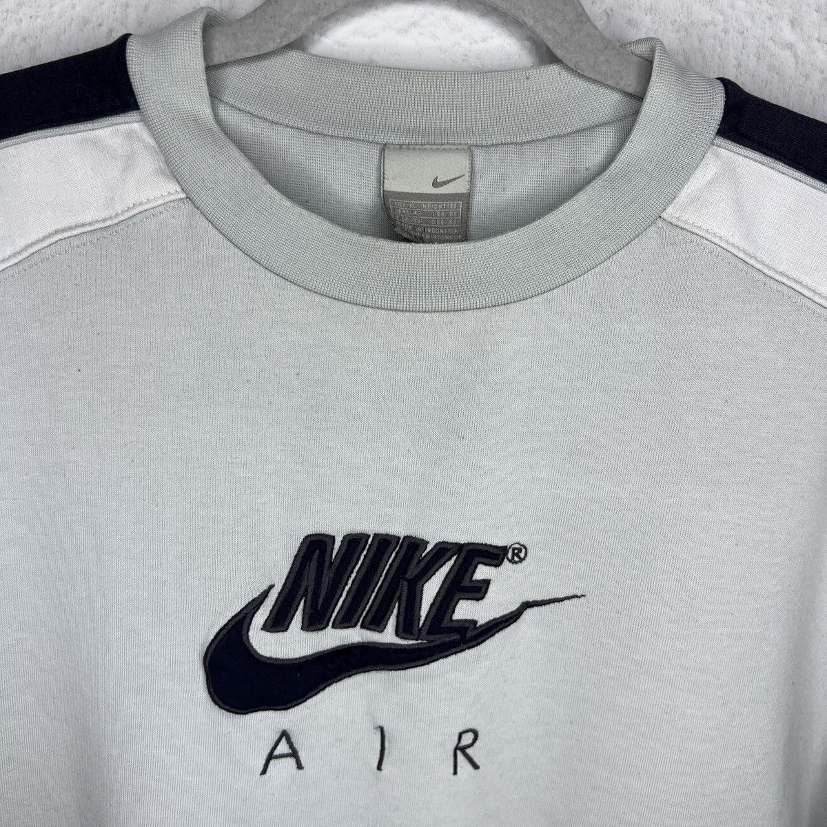 Nike Vintage Nike Sweatshirt Grey Big Spellout Logo 90s 00s Y2K Size US XL / EU 56 / 4 - 4 Thumbnail