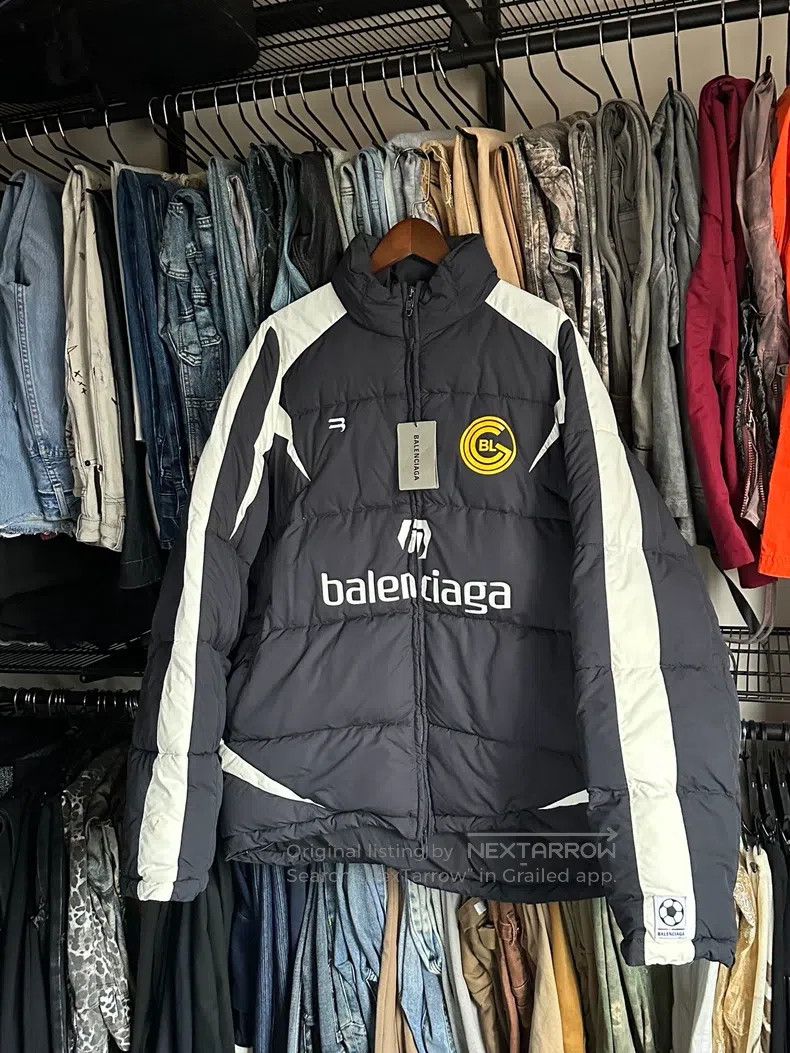 Balenciaga Balenciaga Soccer Down Jacket Size US S / EU 44-46 / 1 - 1 Thumbnail