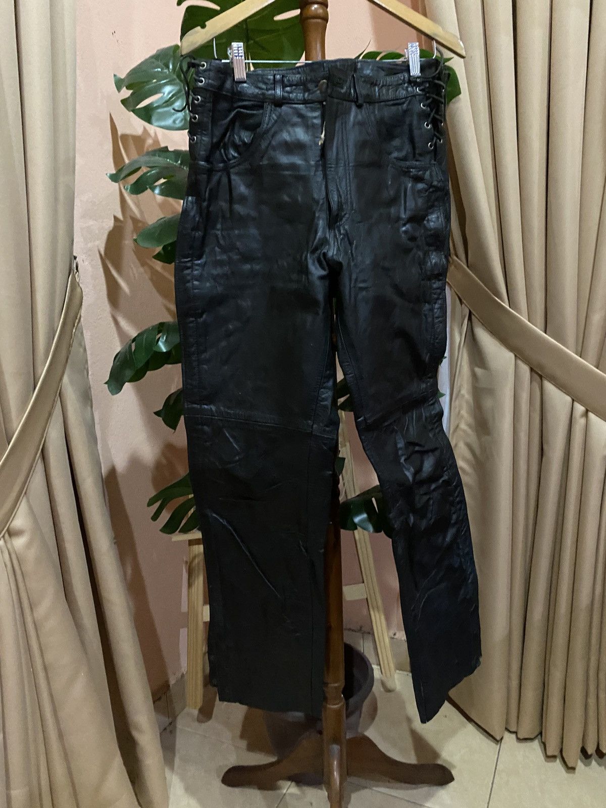 Genuine Leather Highway One Motorcycle Pants Side Zip & Snap Biker Chaps Size US 30 / EU 46 - 3 Thumbnail