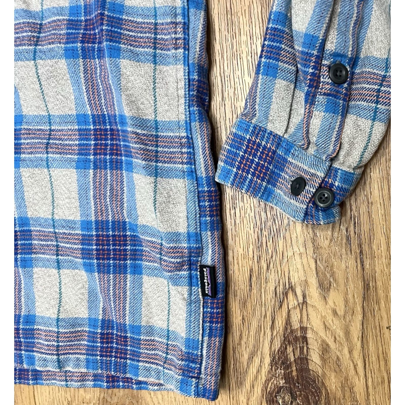 Patagonia Patagonia Shirt Men M Plaid Flannel Organic Cotton Gray Teal 53947 Button-Up Size US M / EU 48-50 / 2 - 5 Thumbnail
