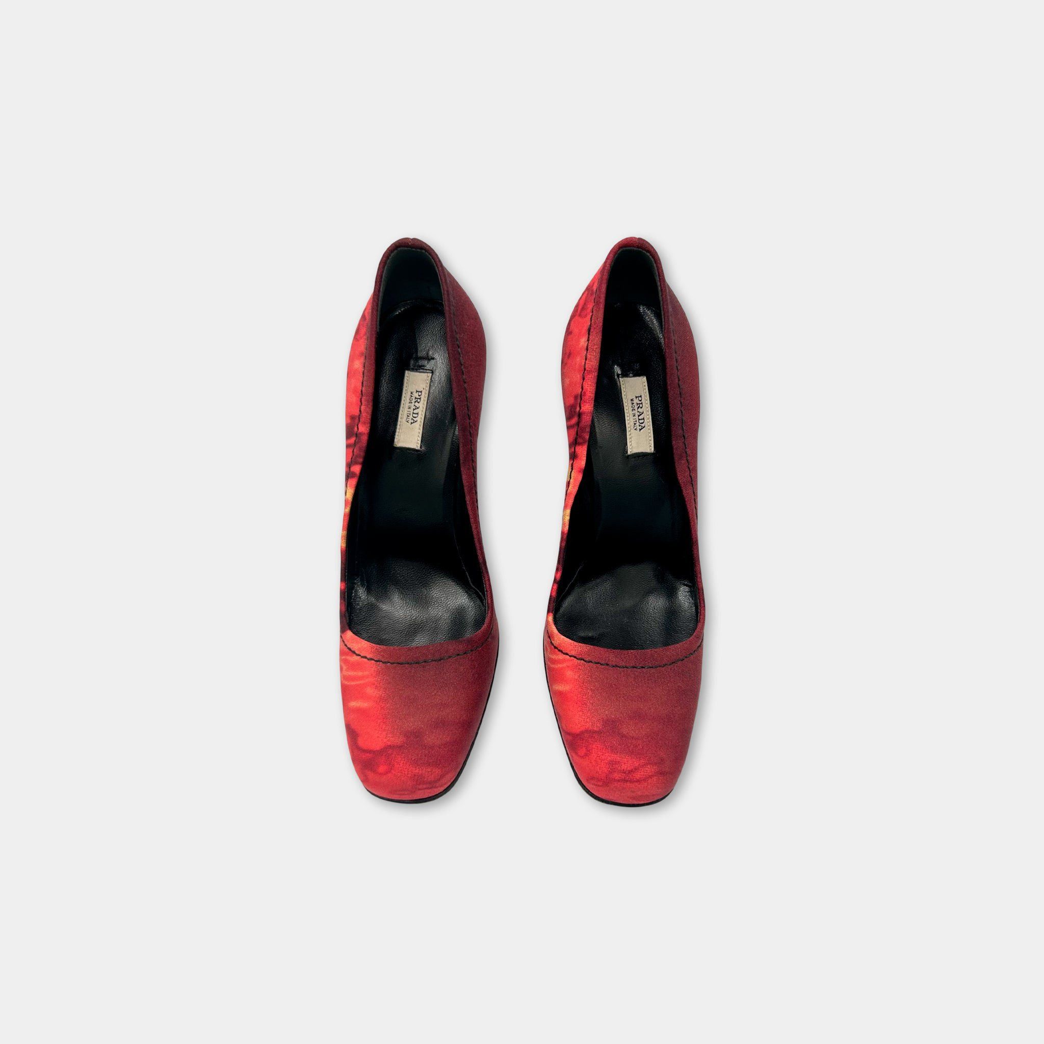 Prada Prada SS04 Red Tie-Dye Silk Pumps Size US 7 / IT 37 - 2 Thumbnail