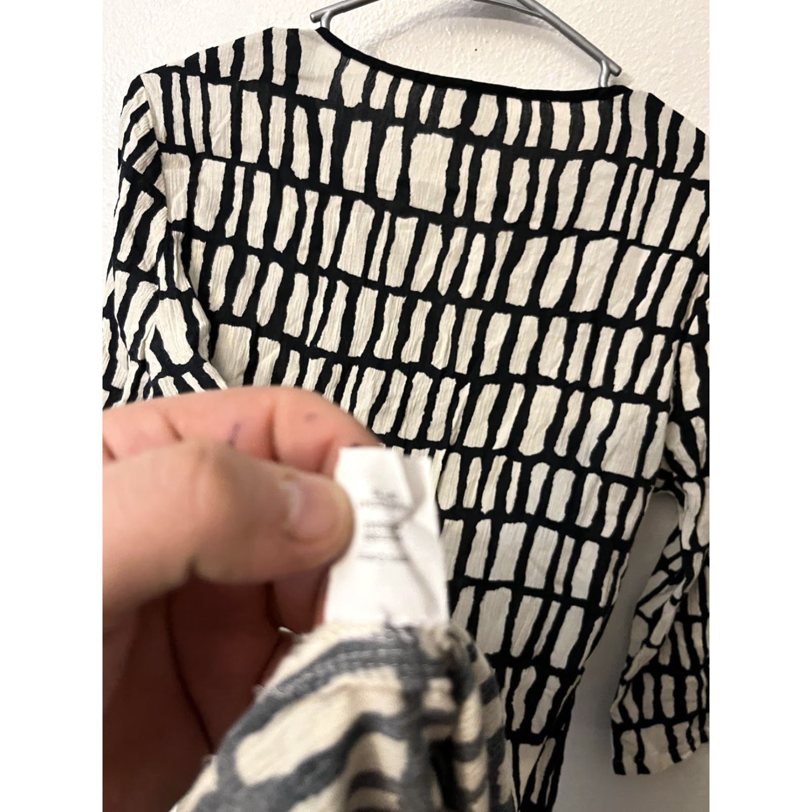 J.Crew J.CREW Blouse Shirt Women’s White & Black V-Neck 3/4 Sleeve Pullover Tissue Tunic XS Multicolor Classic 100% Cotton Size XS / US 0-2 / IT 36-38 - 5 Thumbnail