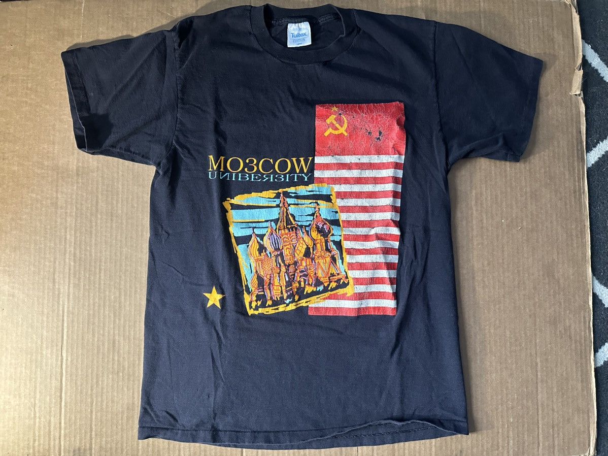 Vintage Moscow University vintage single stitch shirt Size US L / EU 52-54 / 3 - 1 Thumbnail