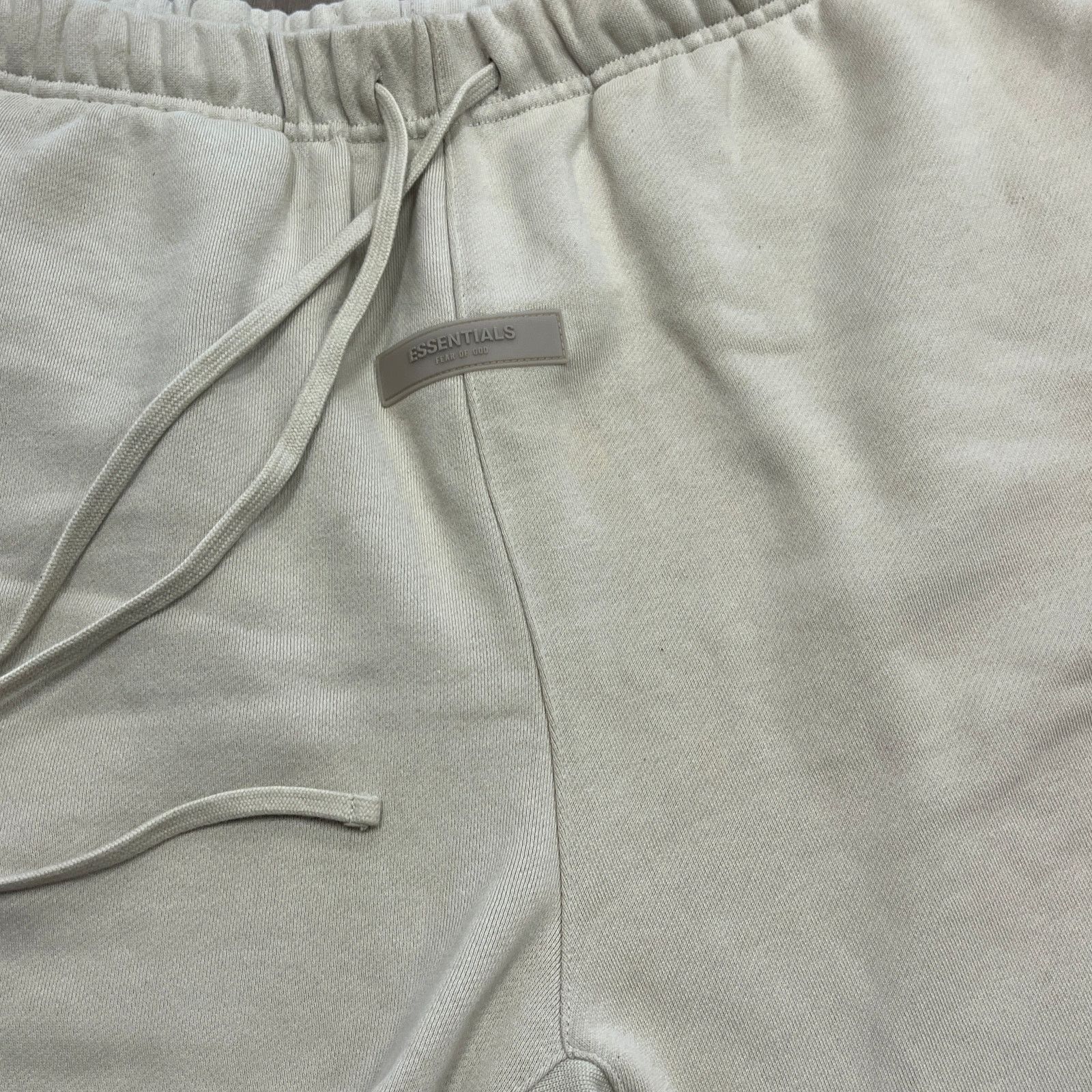 Fear of God Essentials Light Brown Fear Of God Sweat Shorts Size Medium Size US 30 / EU 46 - 3 Thumbnail
