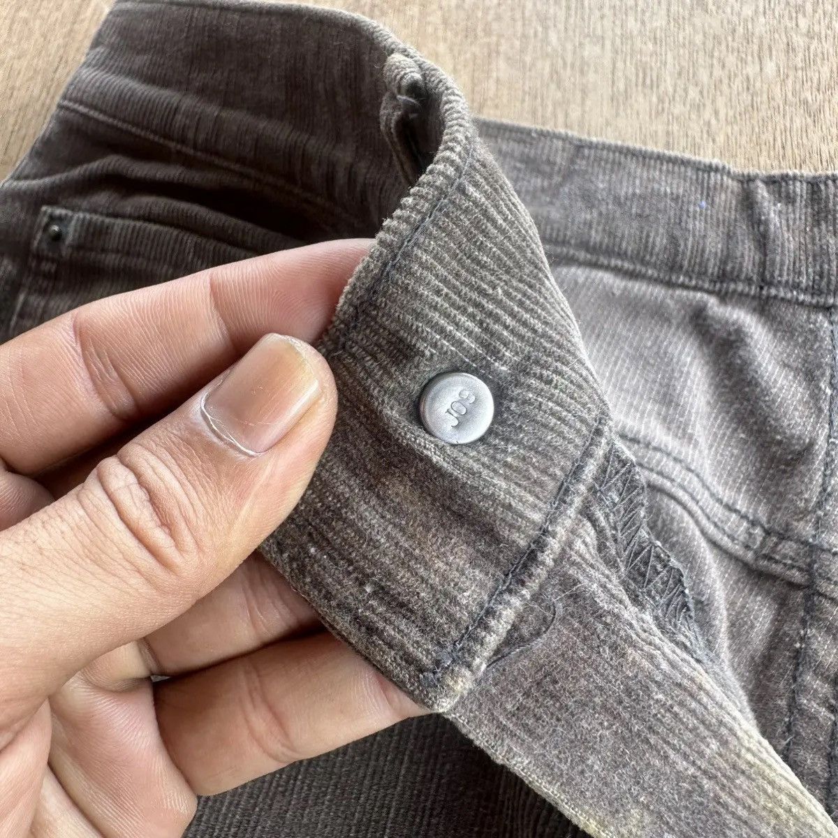 Levi's 90’s Vintage Levi’s 517 FLARE/BOOTCUT Corduroy Madein Japan Size US 31 - 12 Thumbnail