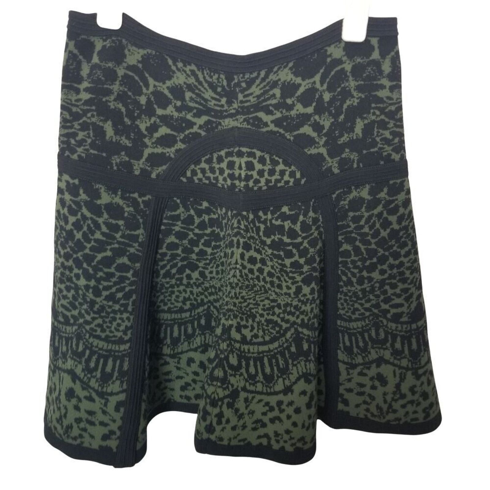Diane von Furstenberg DVF Diane Von Furstenberg Animal Print Mini Skirt Preppy XS Size 26" / US 2 / IT 38 - 9 Thumbnail