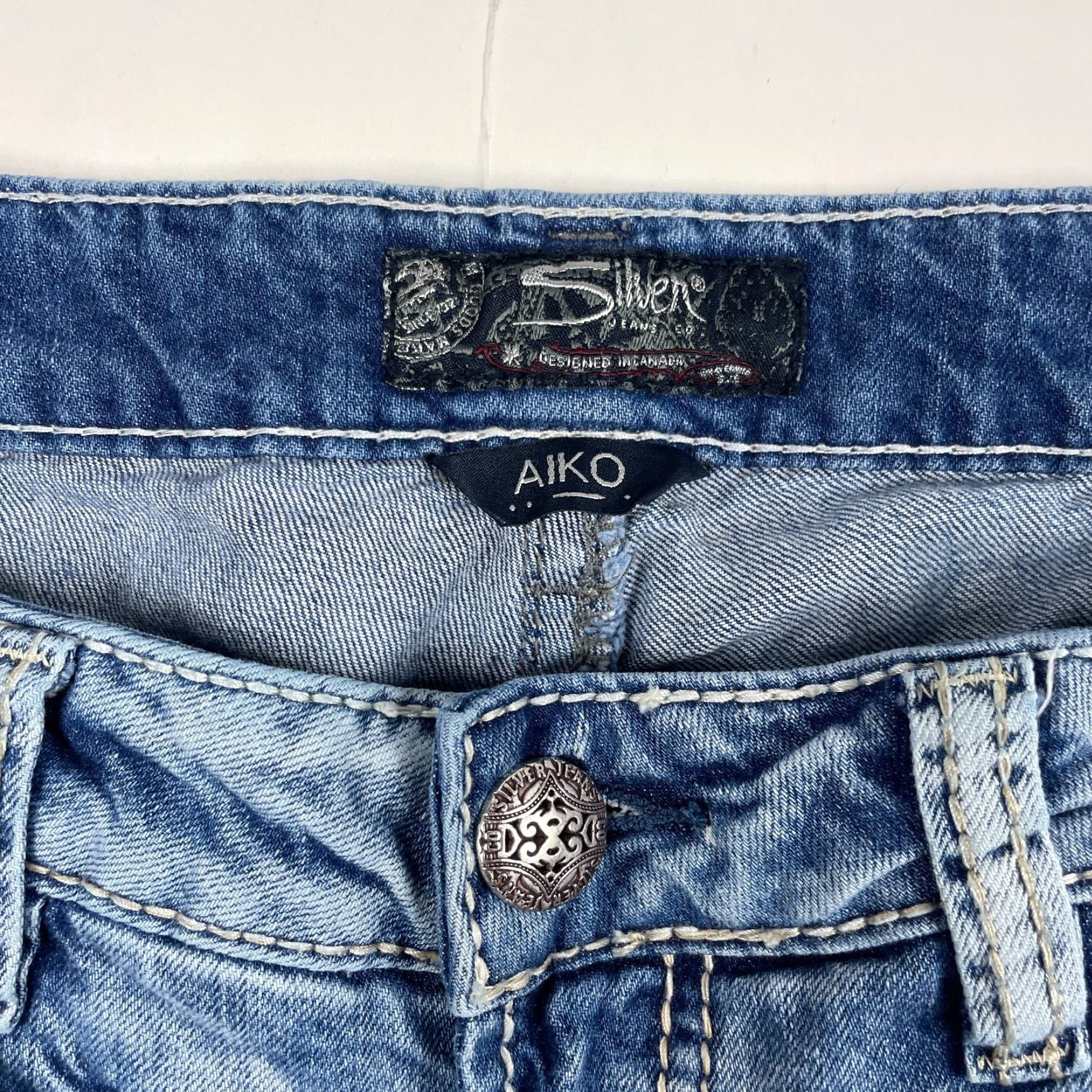 Silver Jeans Co. Silver Jeans Womens Jeans 30 x 26 Aiko Mid Ankle Skinny Light Wash Distressed 5-Pocket Denim Slim Regular Girls mens? Size 30" / US 8 / IT 44 - 6 Thumbnail