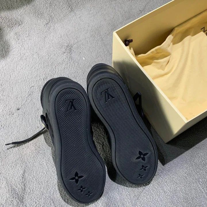 Louis Vuitton Louis Vuitton Black Lace-Up Wedge Ankle Boots -2508 Size US 7.5 / EU 40-41 - 4 Thumbnail