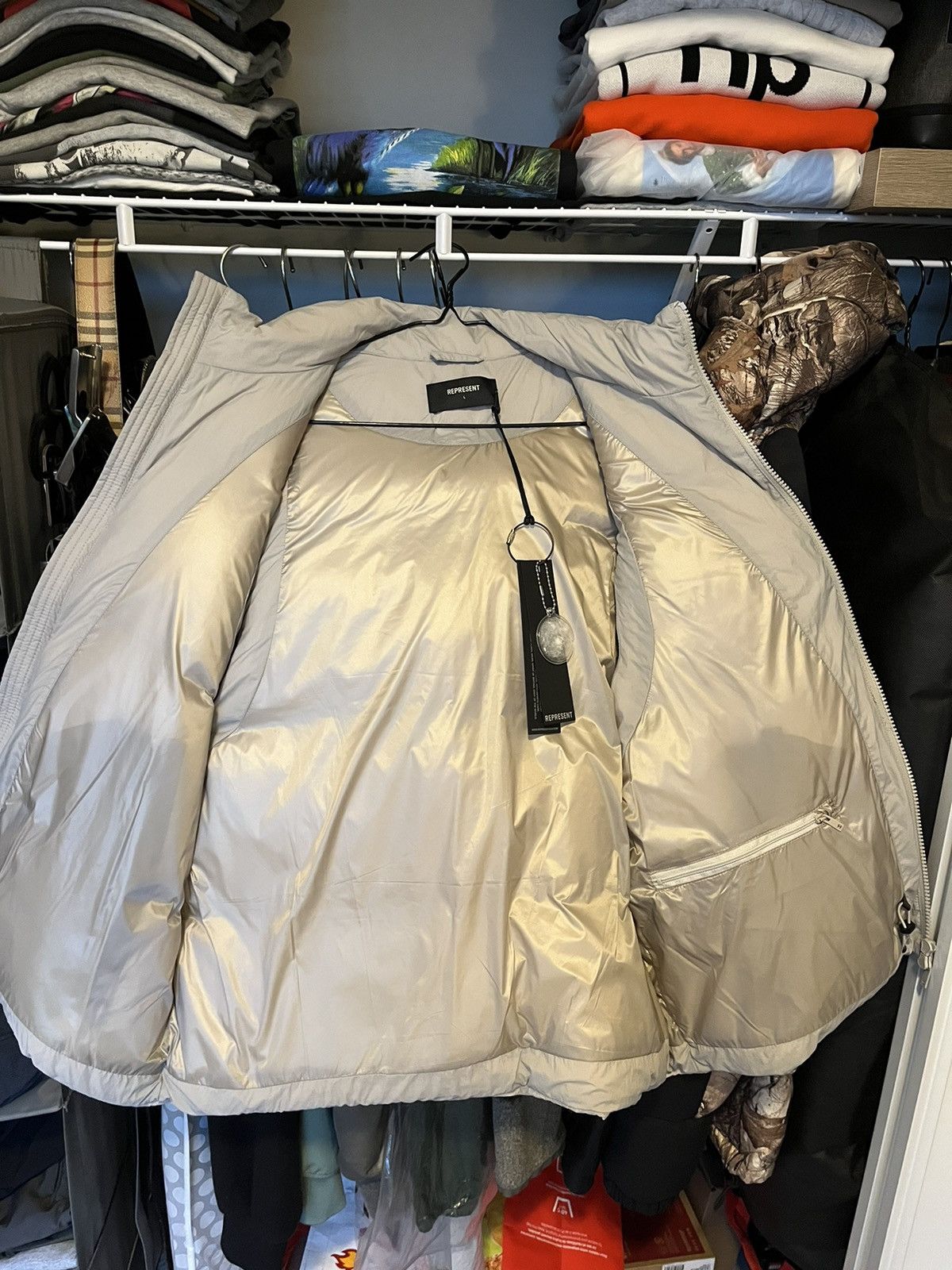 Represent Clo. New REPRESENT CLO Down Puffer Vest in Concrete(Large) Size US L / EU 52-54 / 3 - 3 Thumbnail