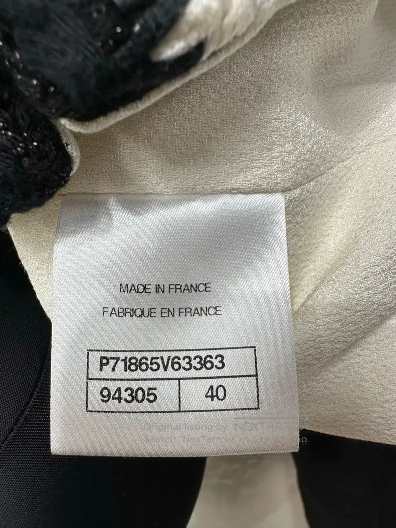 Chanel Chanel 22 Early Spring Vacation Series Black Rhinestone Bu Size S / US 4 / IT 40 - 4 Thumbnail