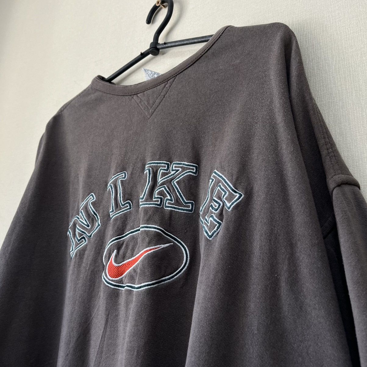 Nike Vintage 90s Nike big logo sweatshirt baggy fit Size US XL / EU 56 / 4 - 2 Thumbnail