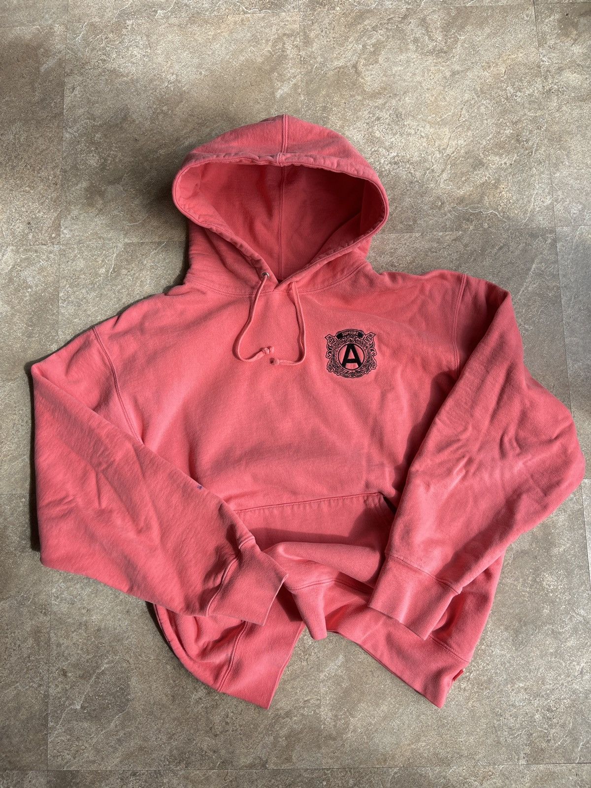 Supreme Supreme Anti Everything Hoodie L Coral Size US L / EU 52-54 / 3 - 4 Thumbnail