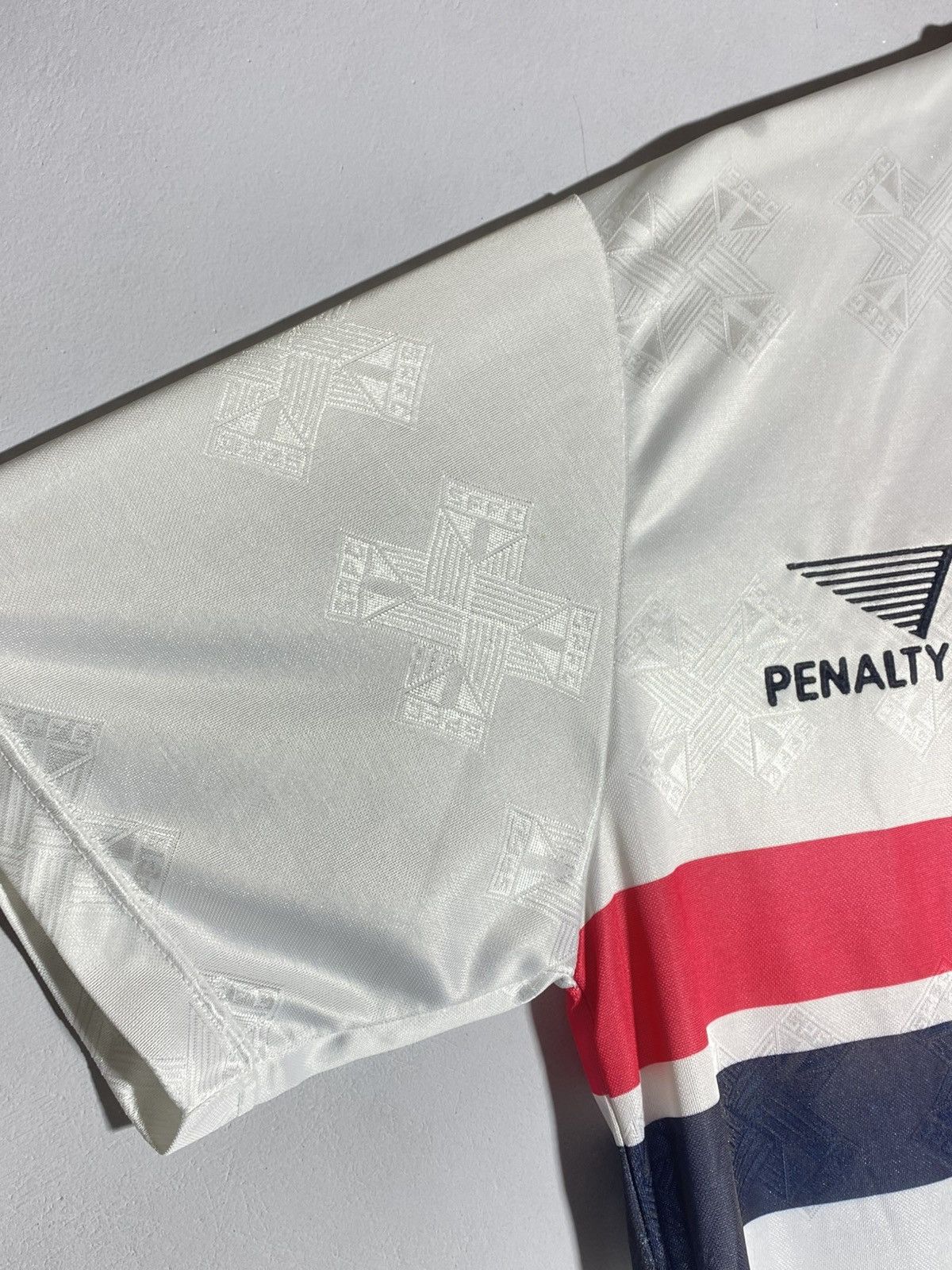Penalty Vintage Penalty Sao Paulo 1993 Home Football Shirt Jersey Size US XL / EU 56 / 4 - 9 Thumbnail